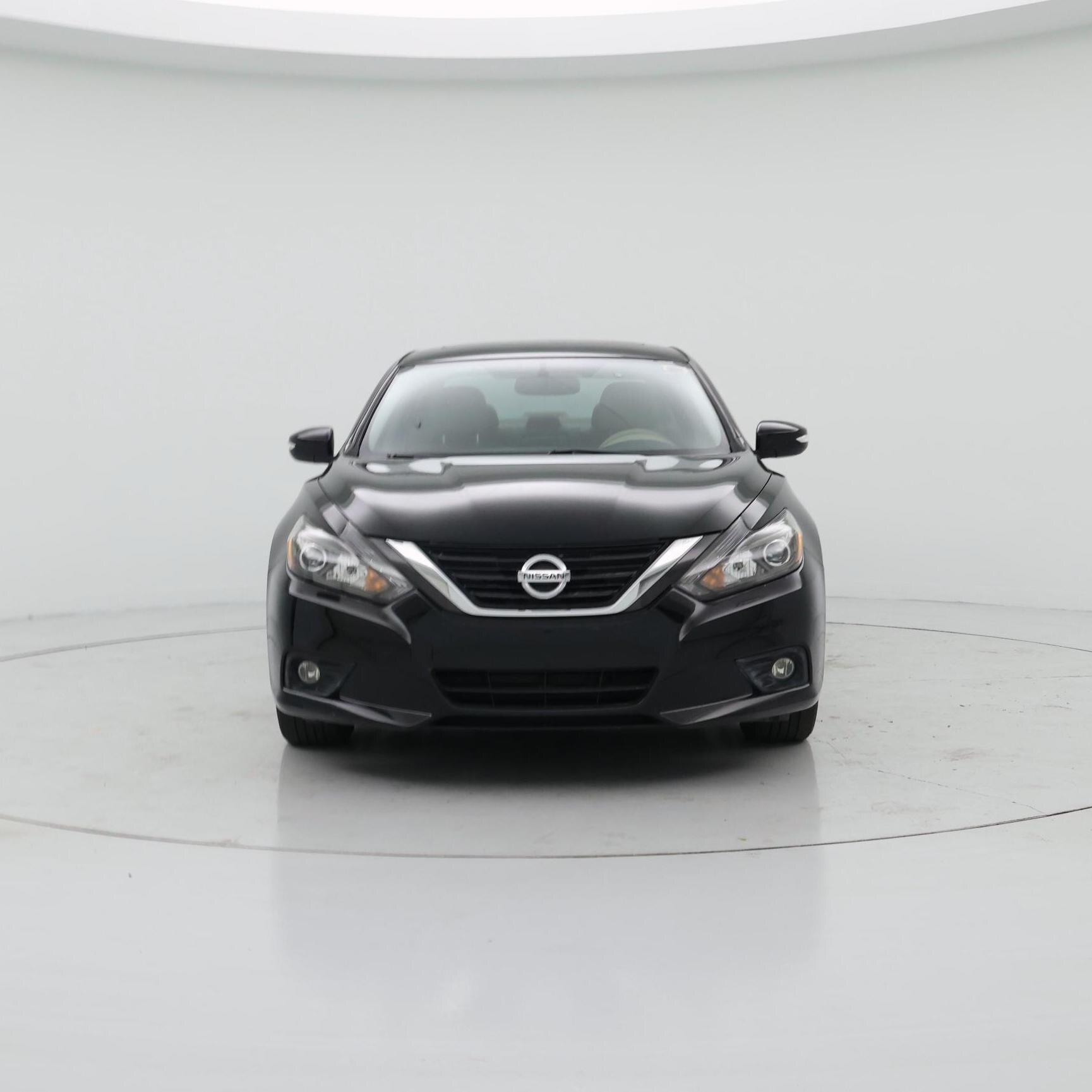 Thumbnail: 2016 Nissan Altima - 5
