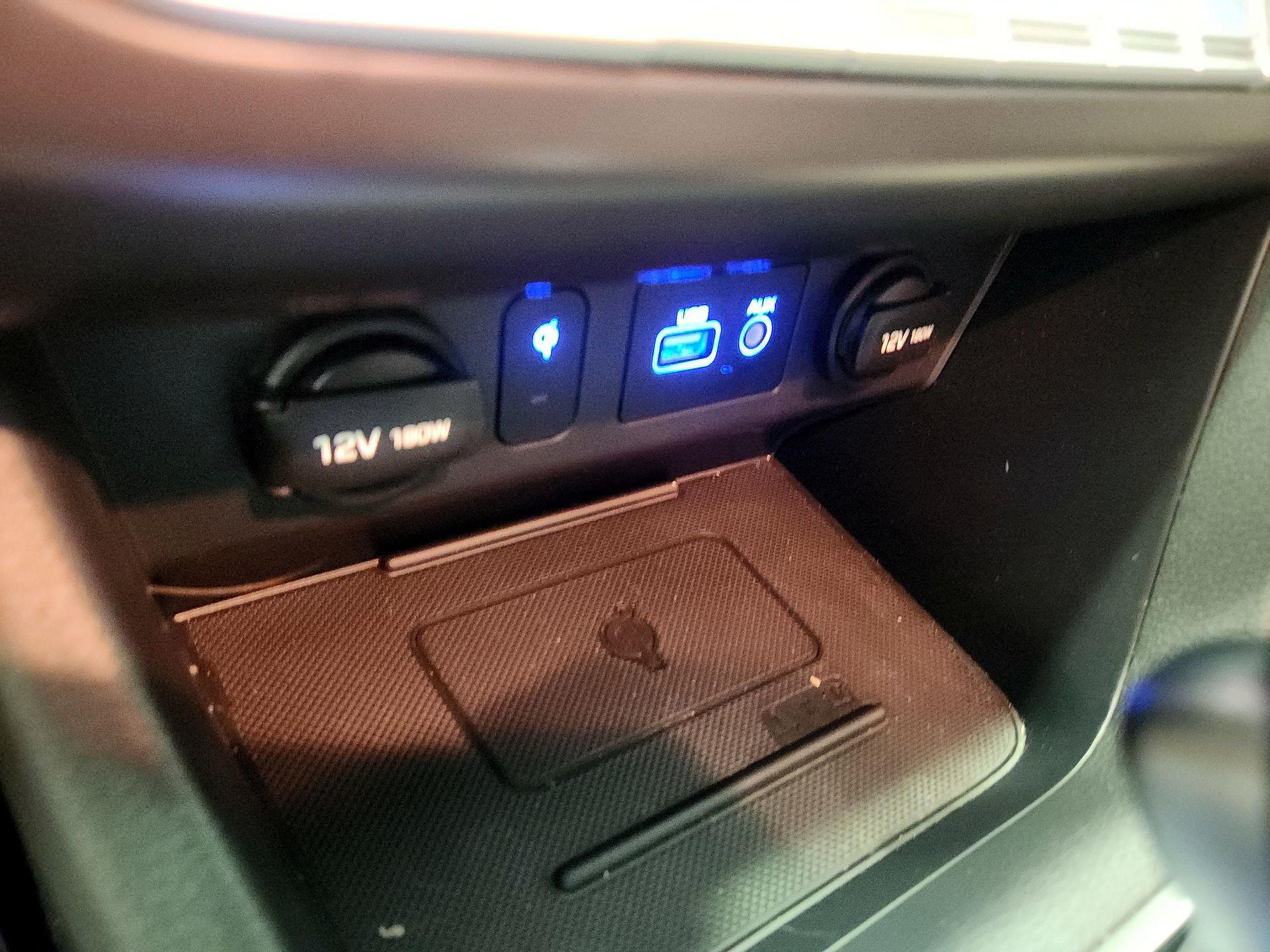 Thumbnail: 2019 Hyundai Sonata - 18