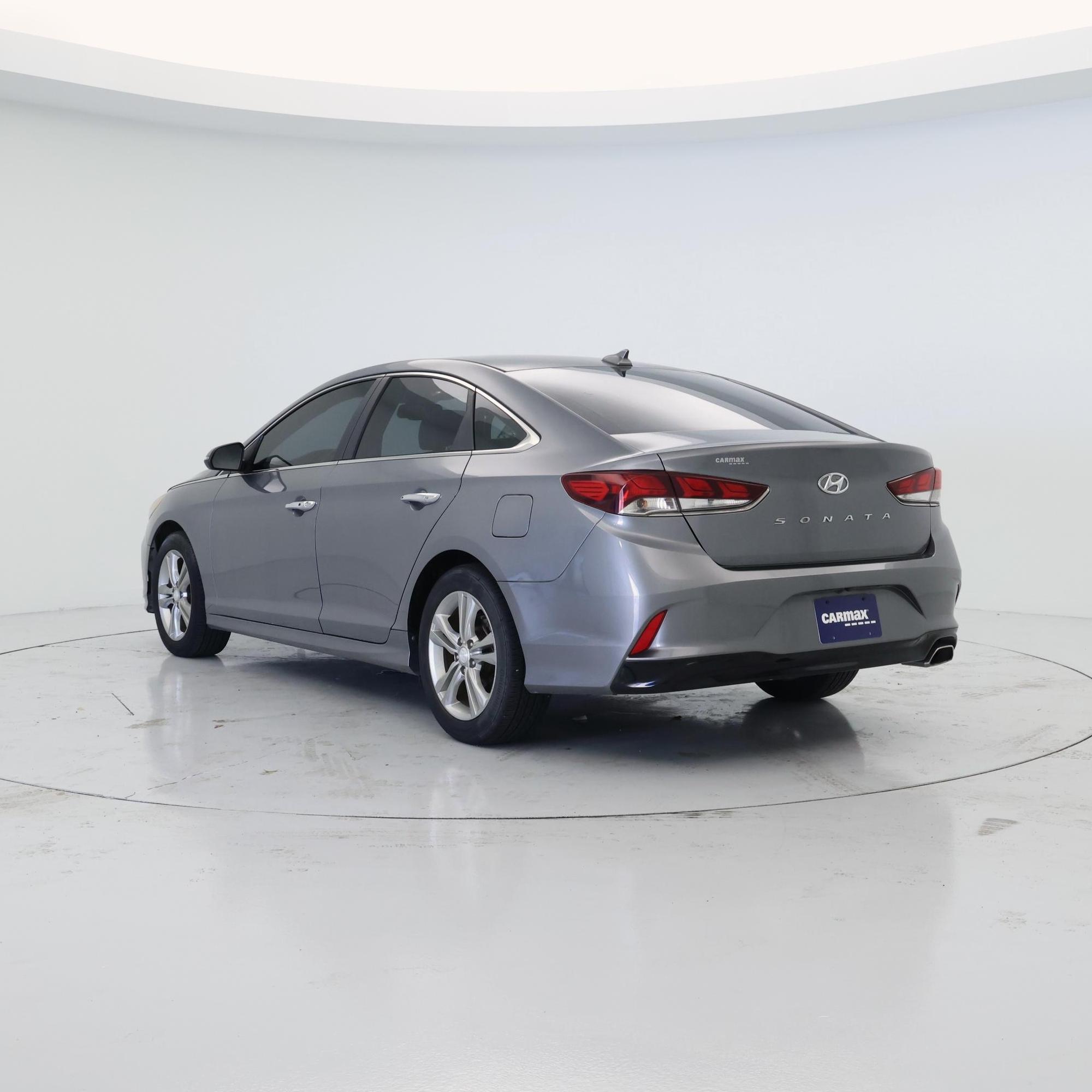 Thumbnail: 2019 Hyundai Sonata - 2