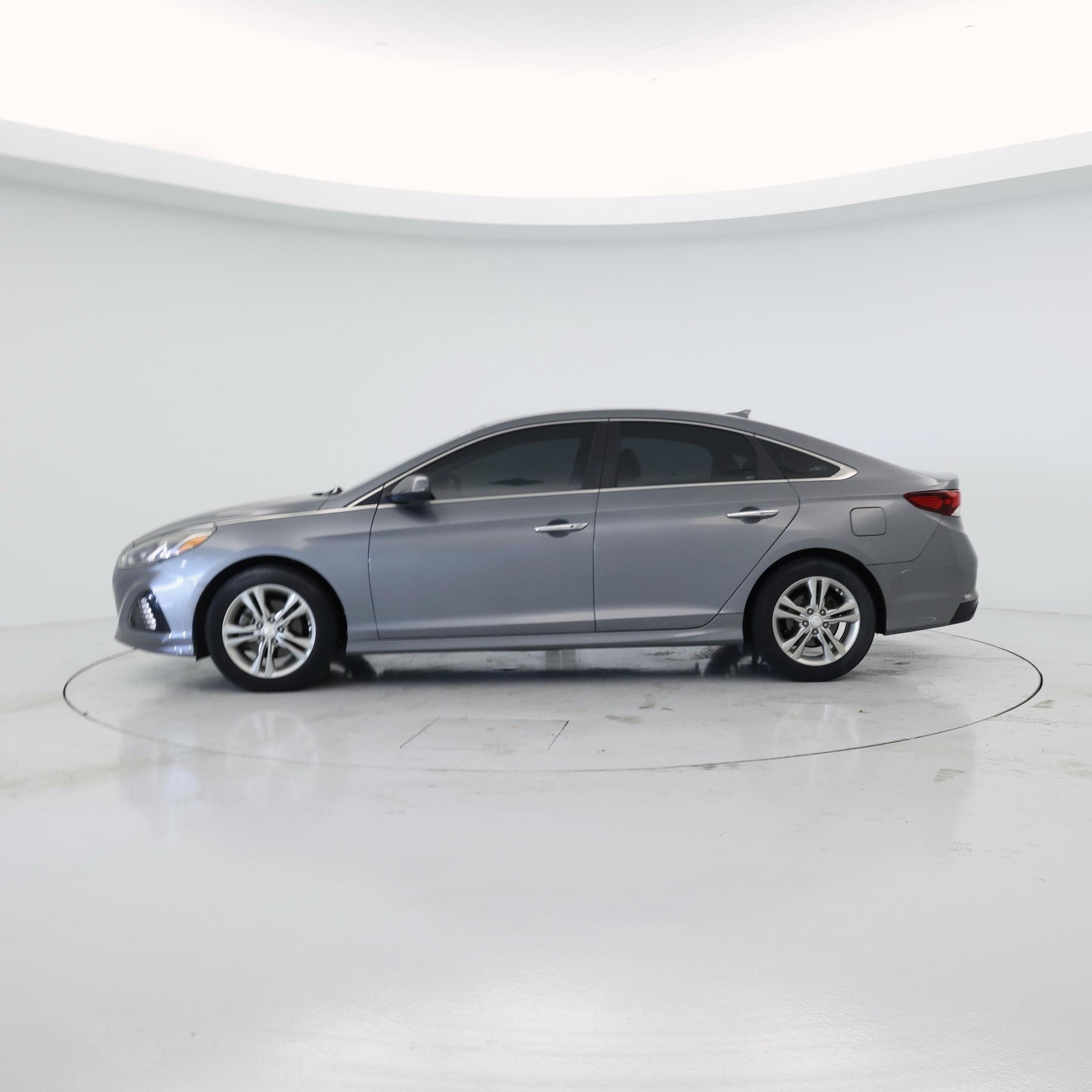 Thumbnail: 2019 Hyundai Sonata - 3