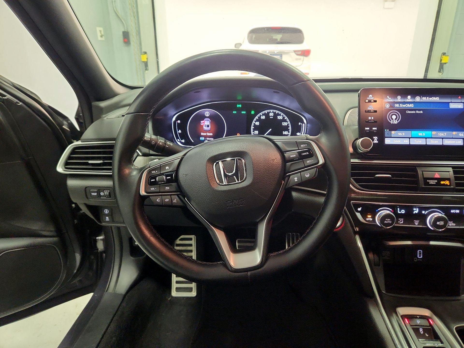 Thumbnail: 2018 Honda Accord - 10