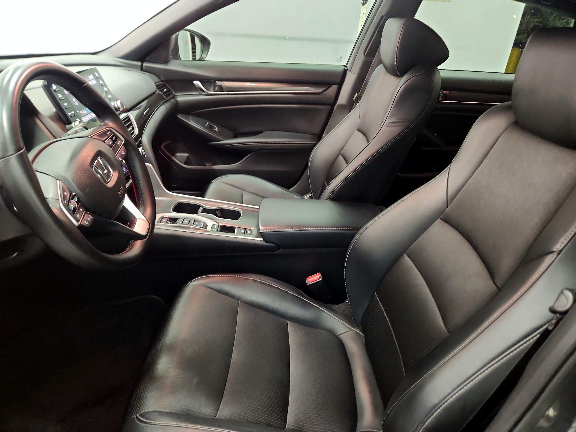 Thumbnail: 2018 Honda Accord - 11