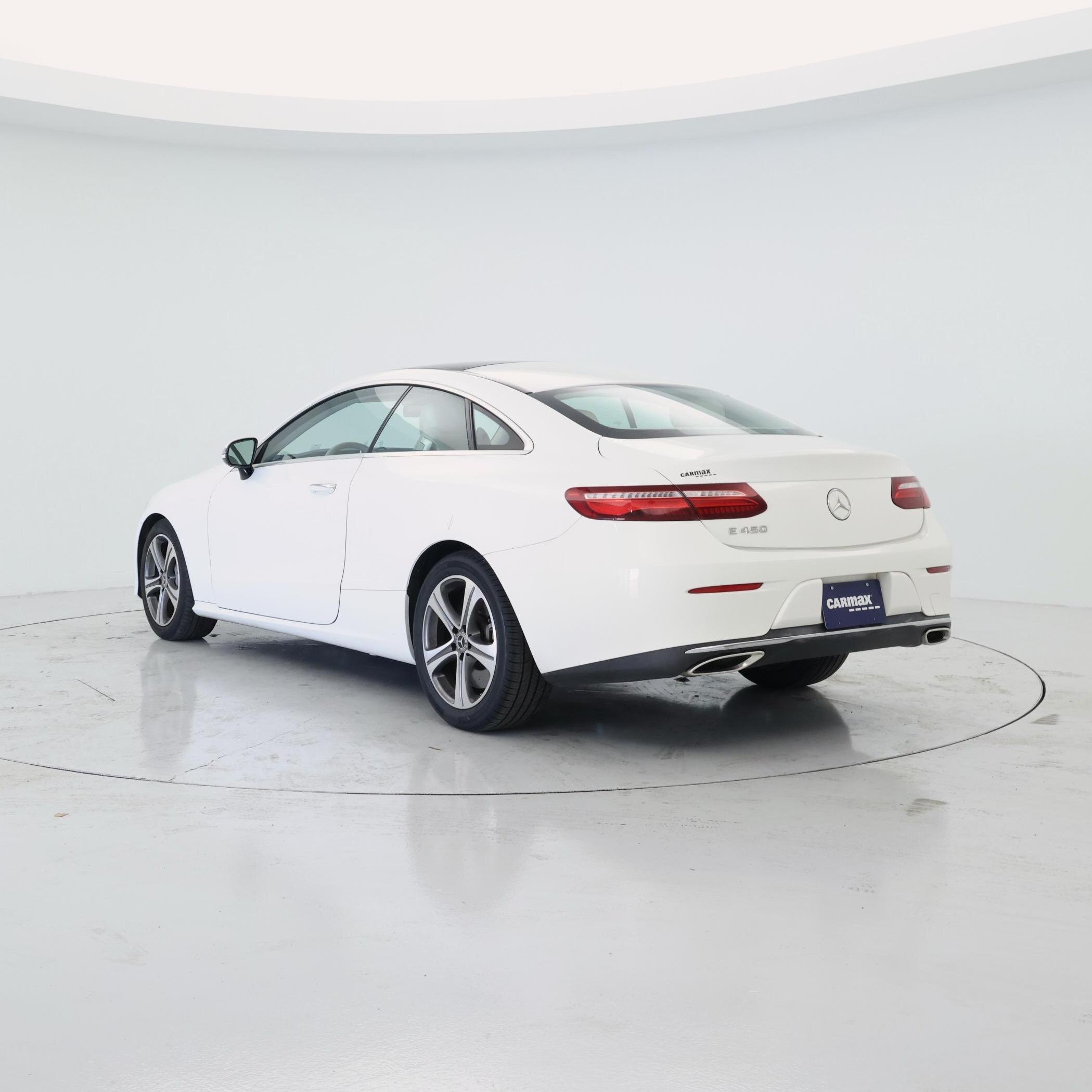 Thumbnail: 2019 Mercedes-Benz E-Class - 2