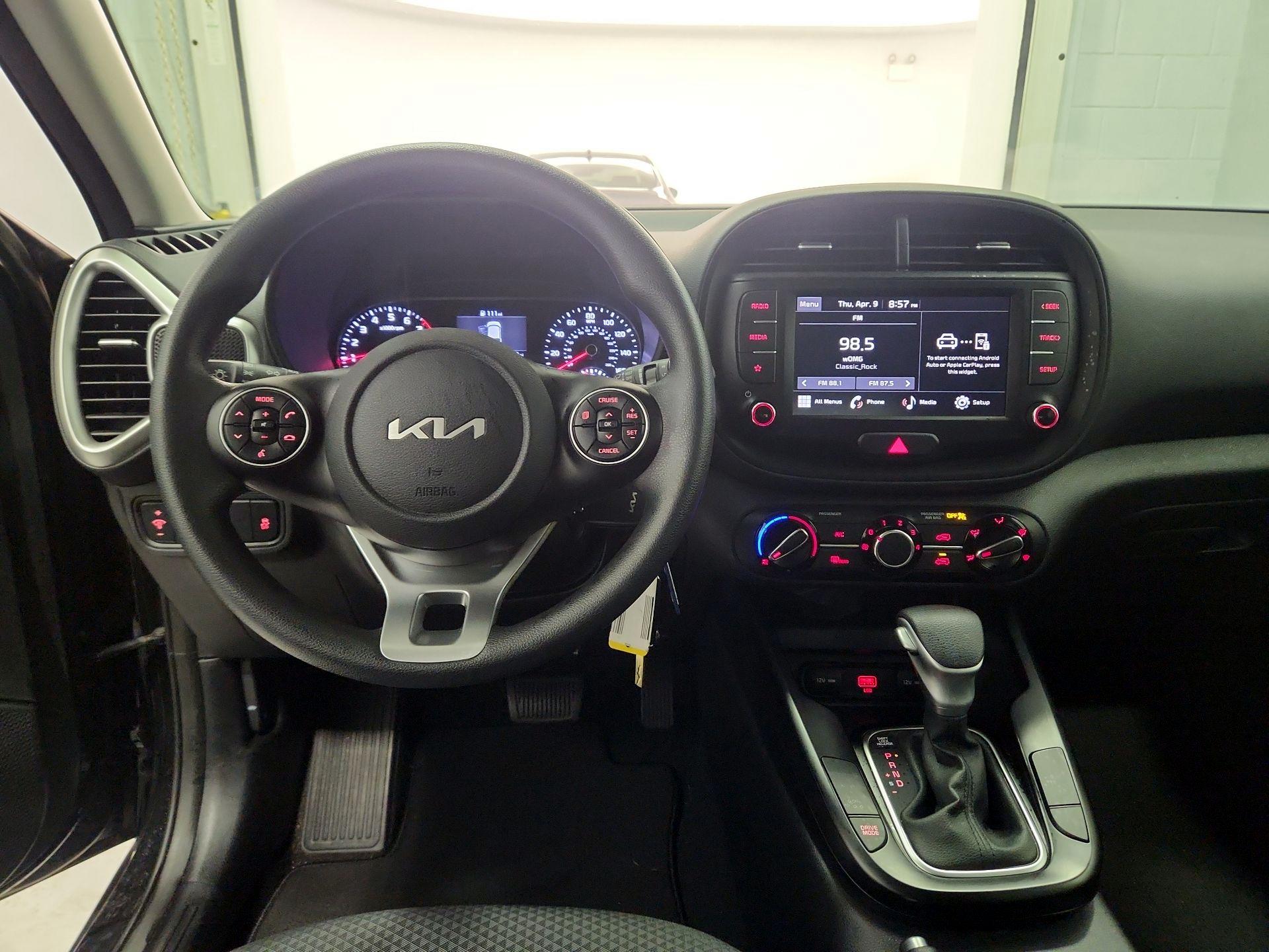 Thumbnail: 2022 Kia Soul - 9