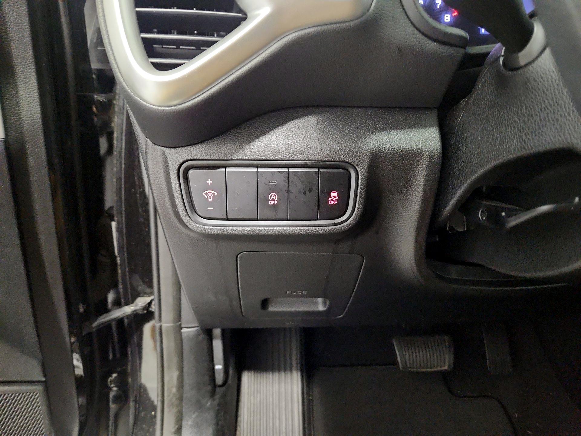 Thumbnail: 2022 Kia Soul - 13