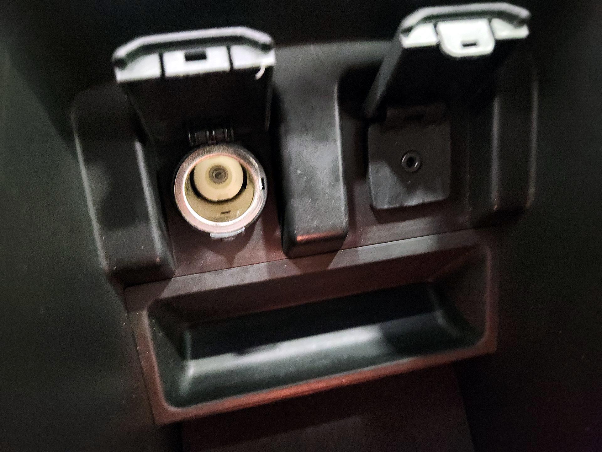 Thumbnail: 2015 Acura TLX - 18