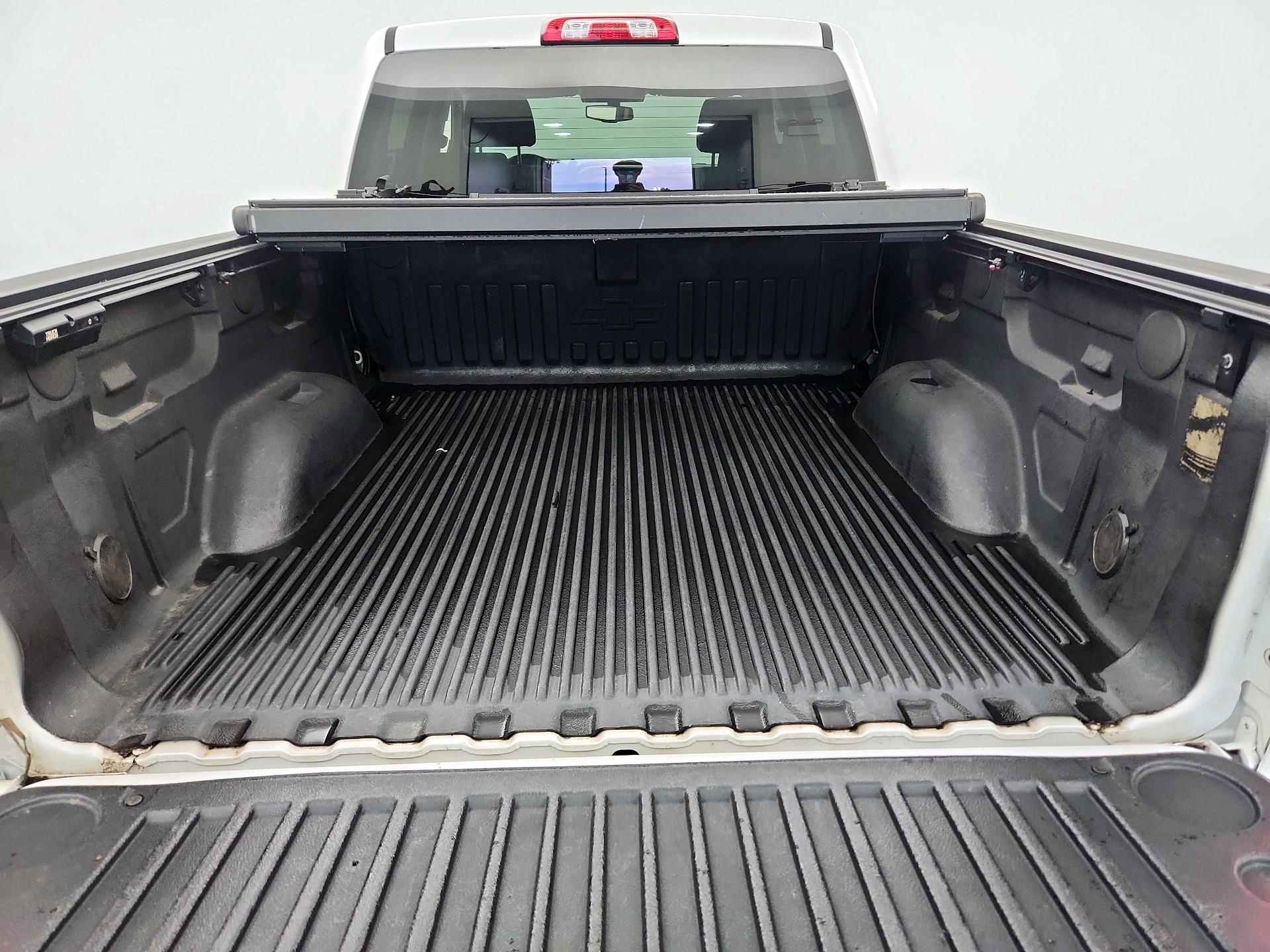 Thumbnail: 2017 Chevrolet Silverado 1500 - 18
