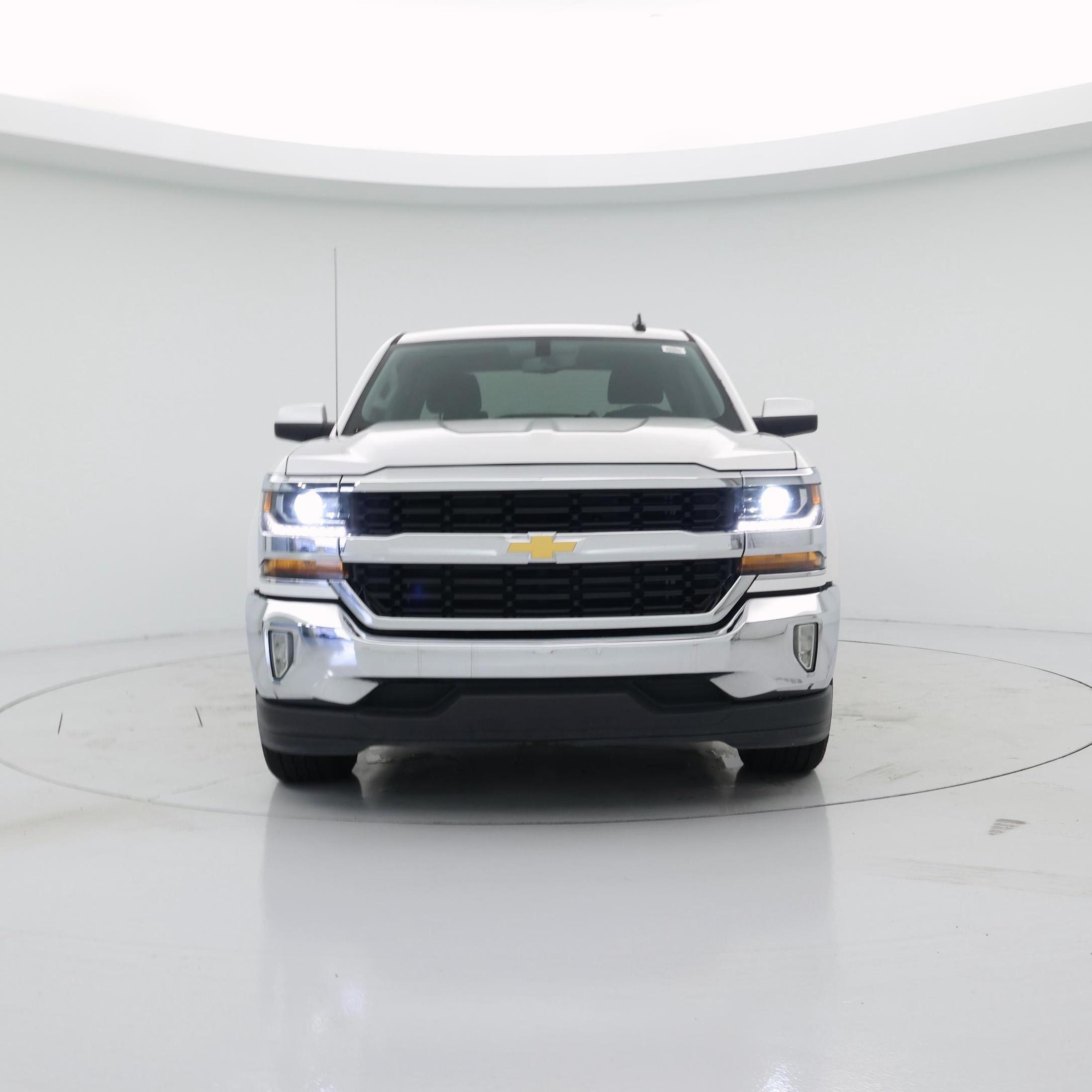 Thumbnail: 2017 Chevrolet Silverado 1500 - 5