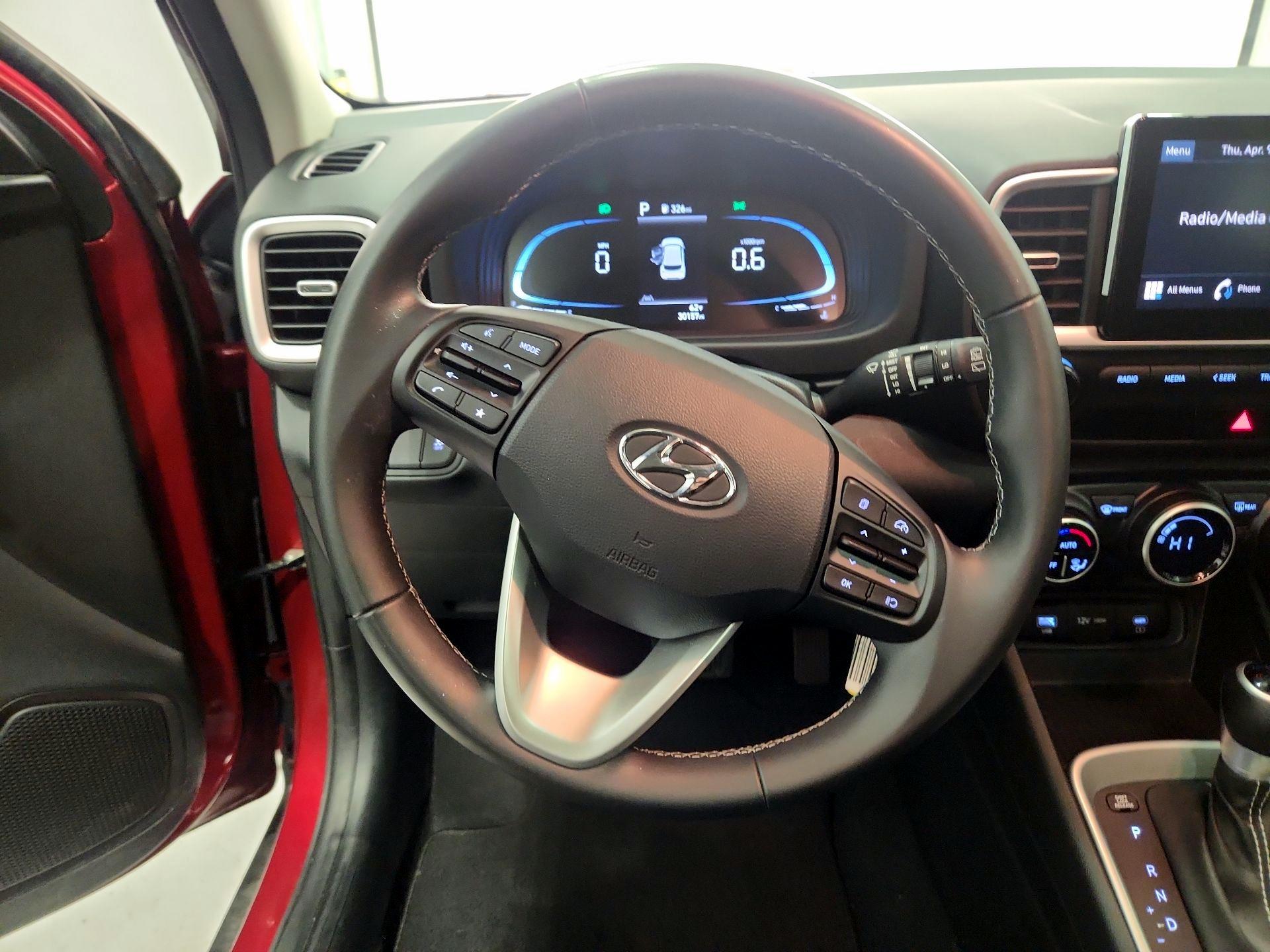 Thumbnail: 2023 Hyundai Venue - 10