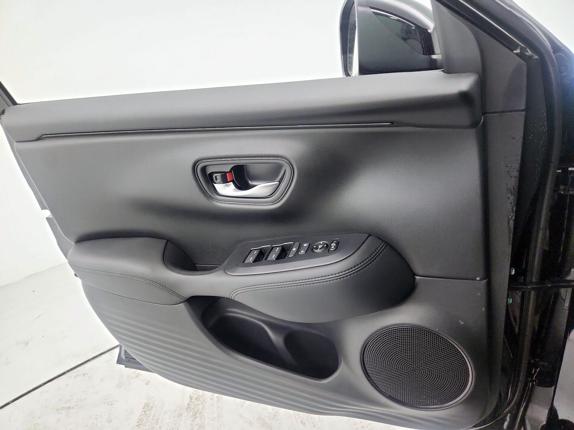 Thumbnail: 2026 Honda HR-V - 12