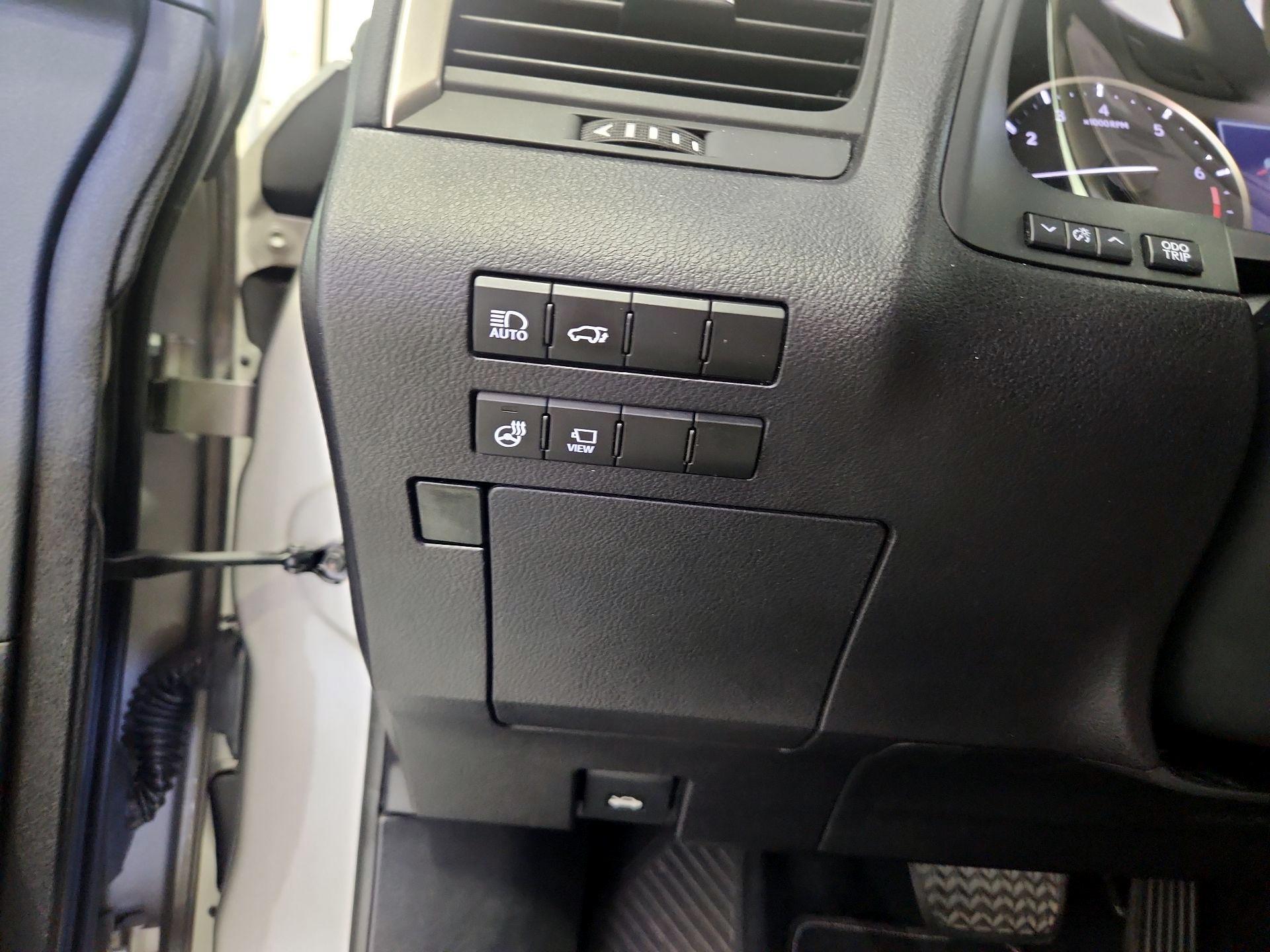 Thumbnail: 2022 Lexus RX - 13