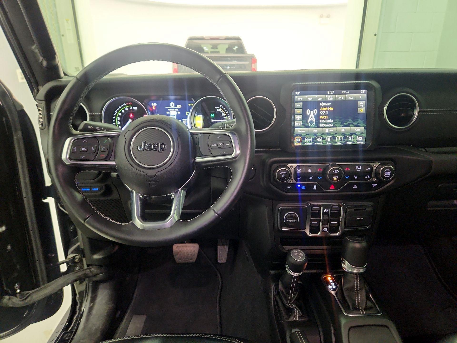 Thumbnail: 2022 Jeep Wrangler - 9