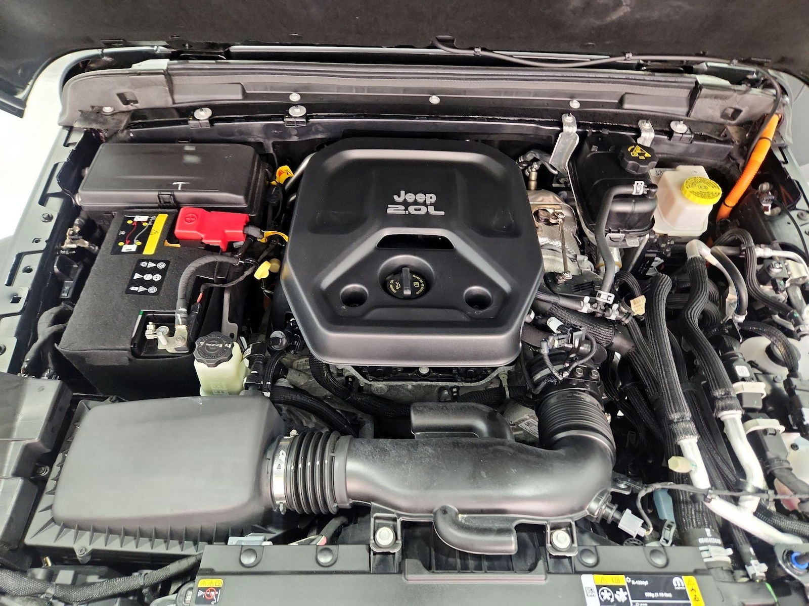 2022 Jeep Wrangler Unlimited Sahara 4XE - Photo 22