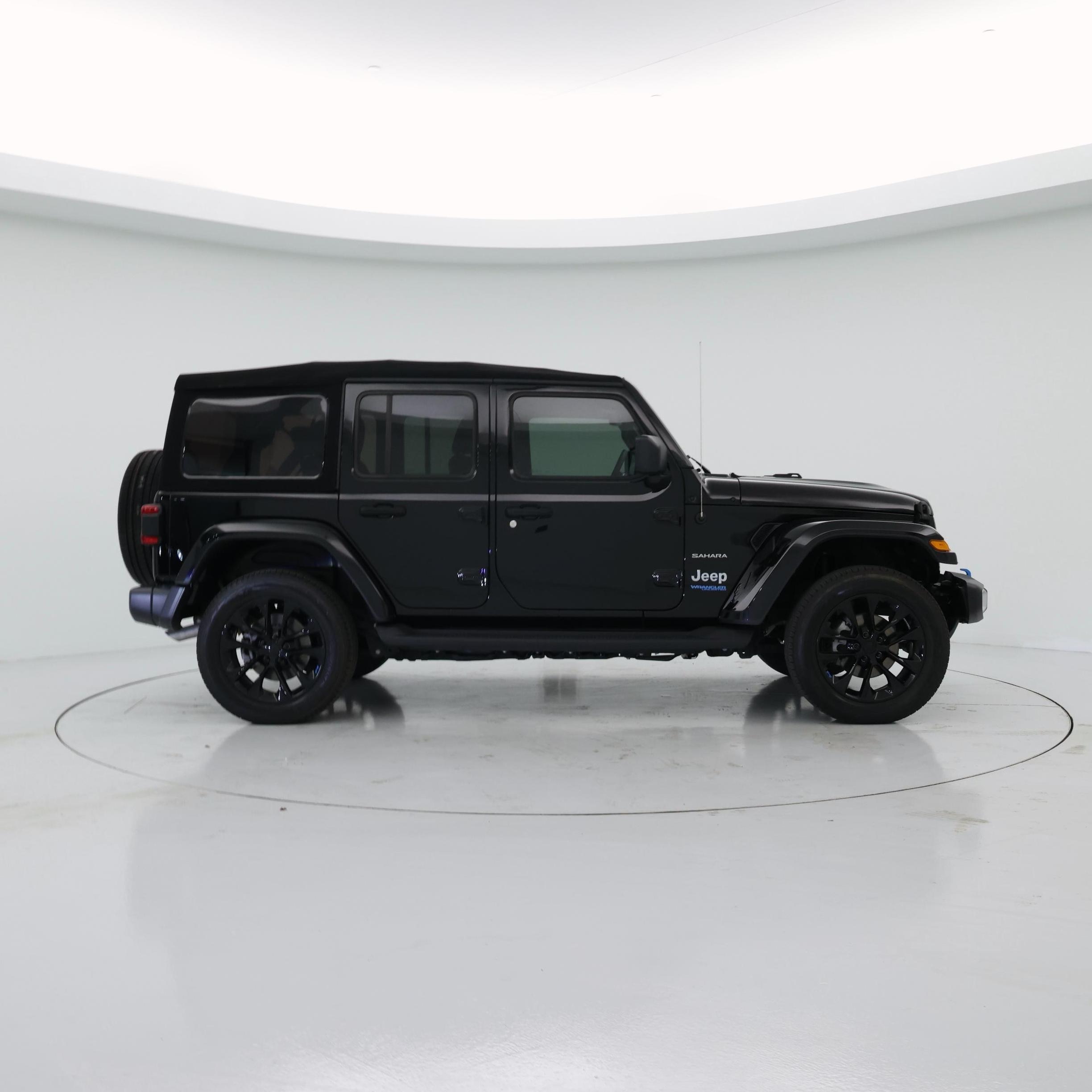 Thumbnail: 2022 Jeep Wrangler - 7