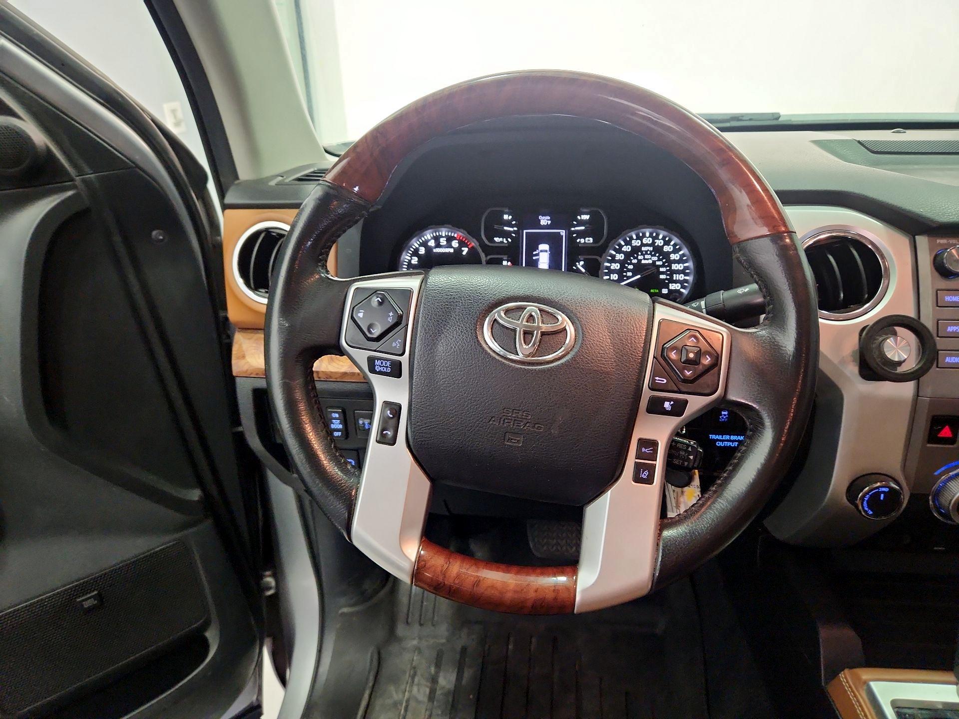 Thumbnail: 2018 Toyota Tundra - 10