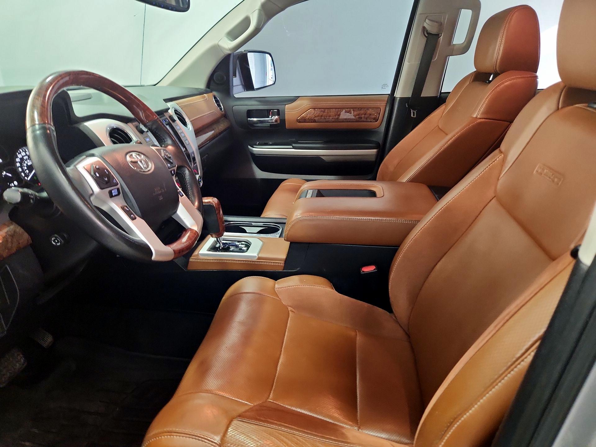 Thumbnail: 2018 Toyota Tundra - 11
