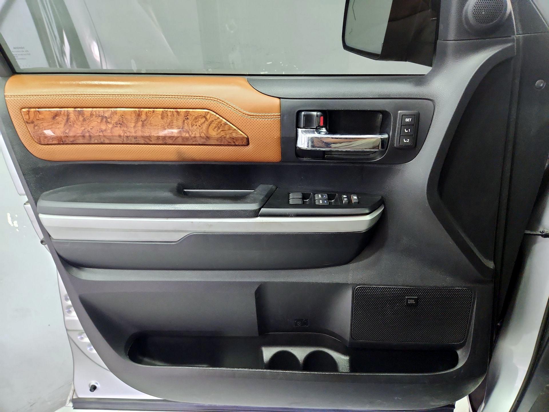 Thumbnail: 2018 Toyota Tundra - 12