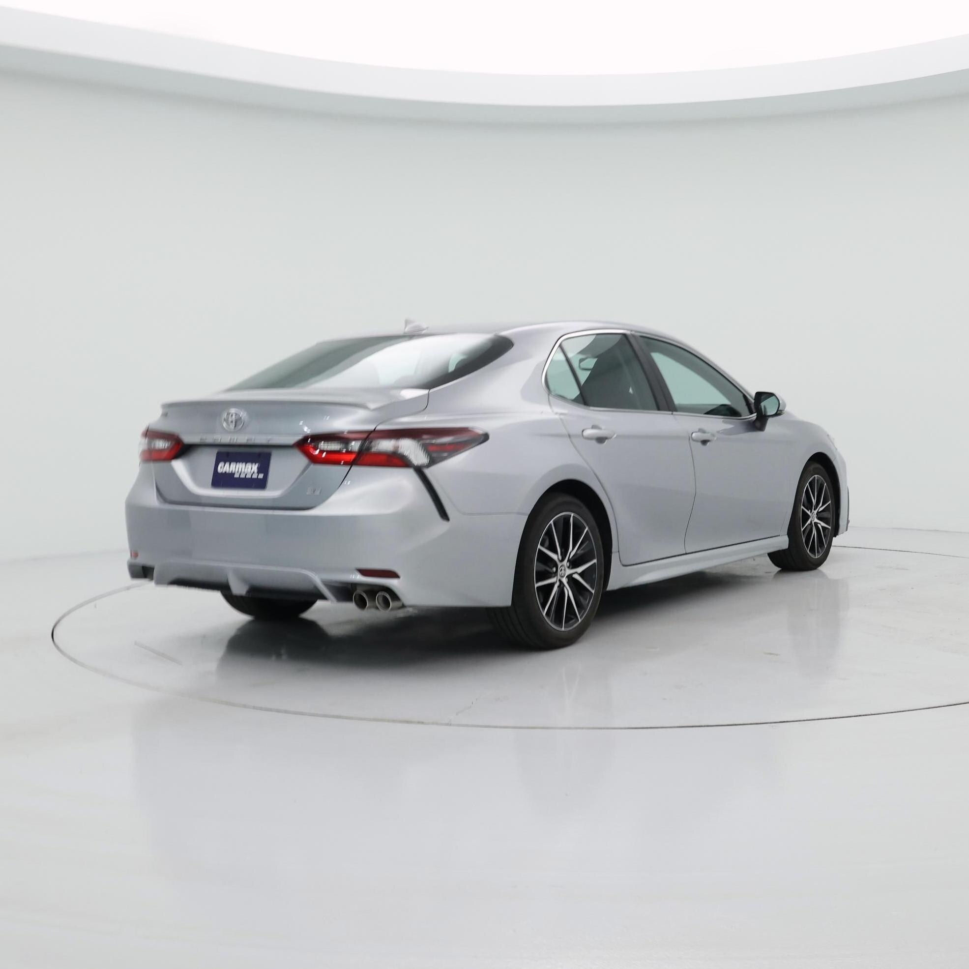 Thumbnail: 2022 Toyota Camry - 8