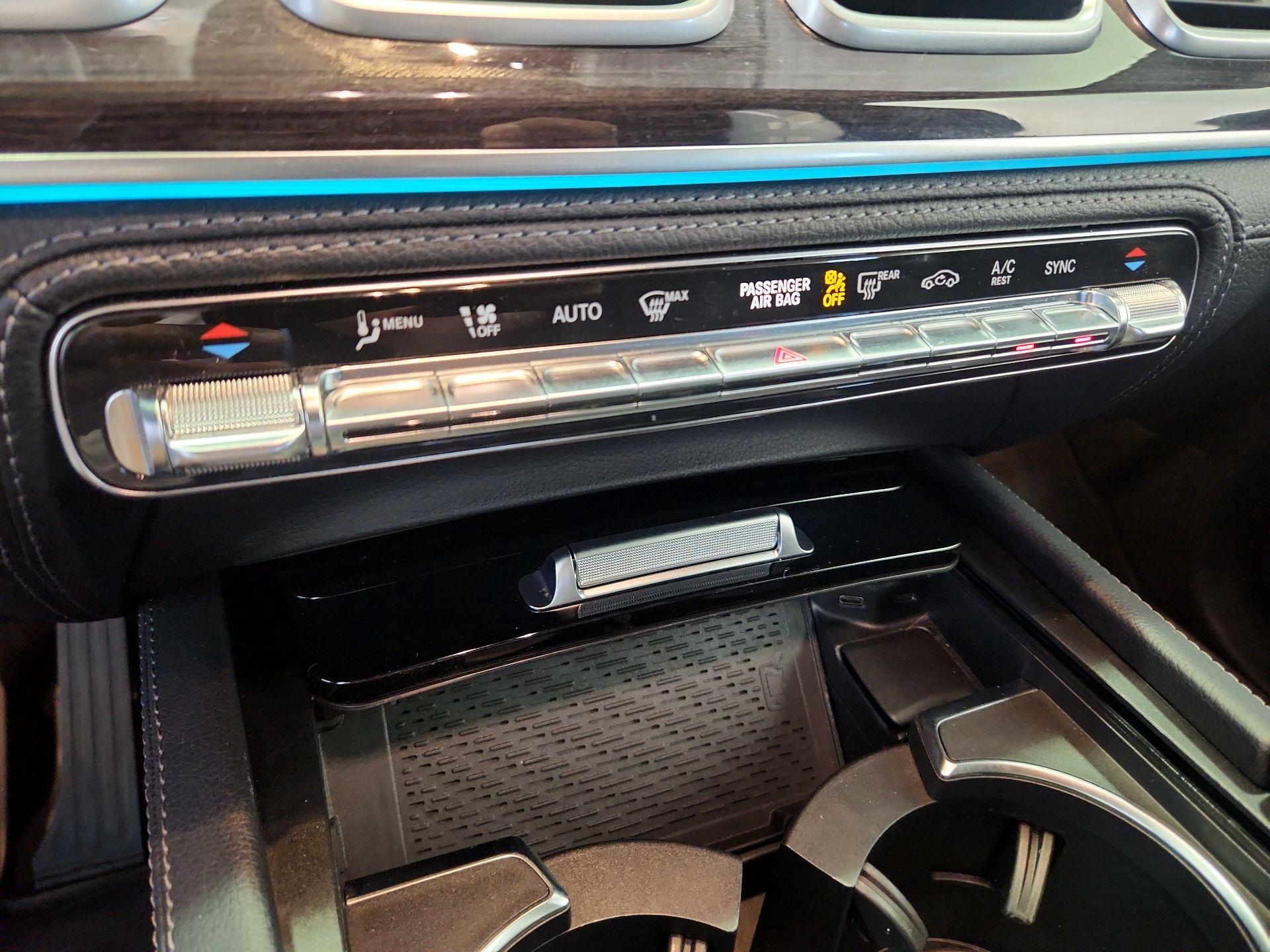 Thumbnail: 2020 Mercedes-Benz GLE - 16