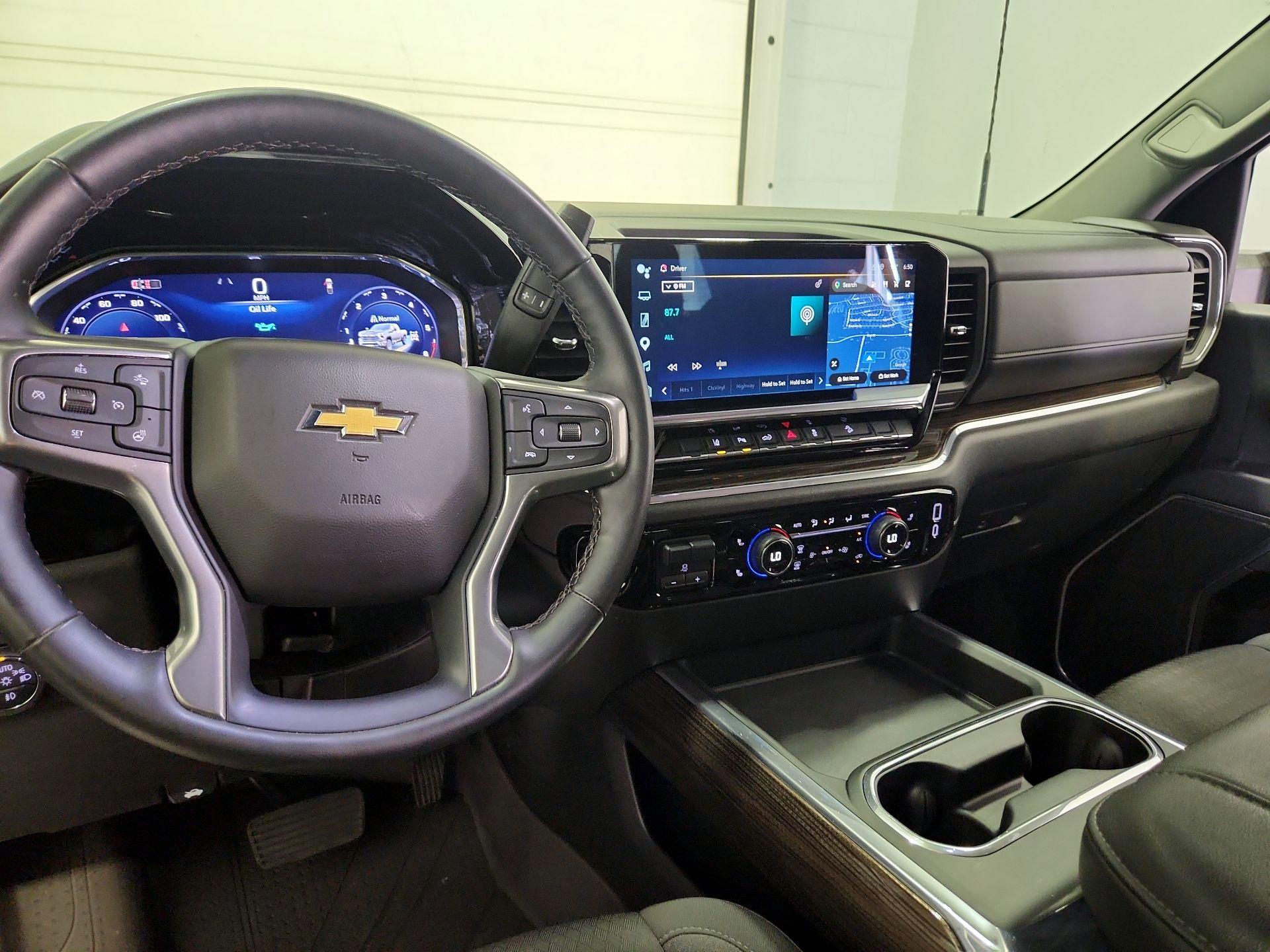 Thumbnail: 2025 Chevrolet Silverado 2500 - 9