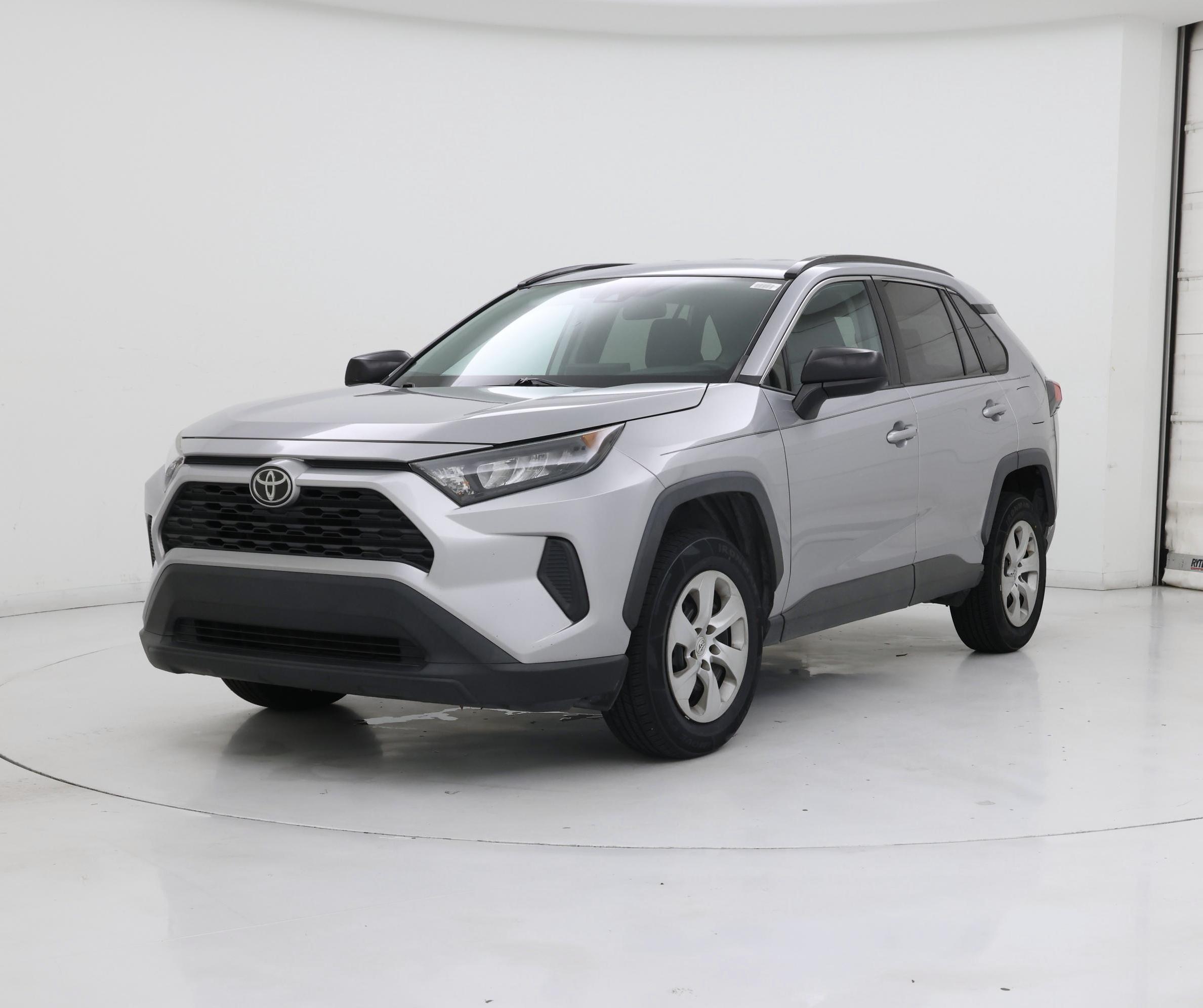 Thumbnail: 2019 Toyota RAV4 - 4
