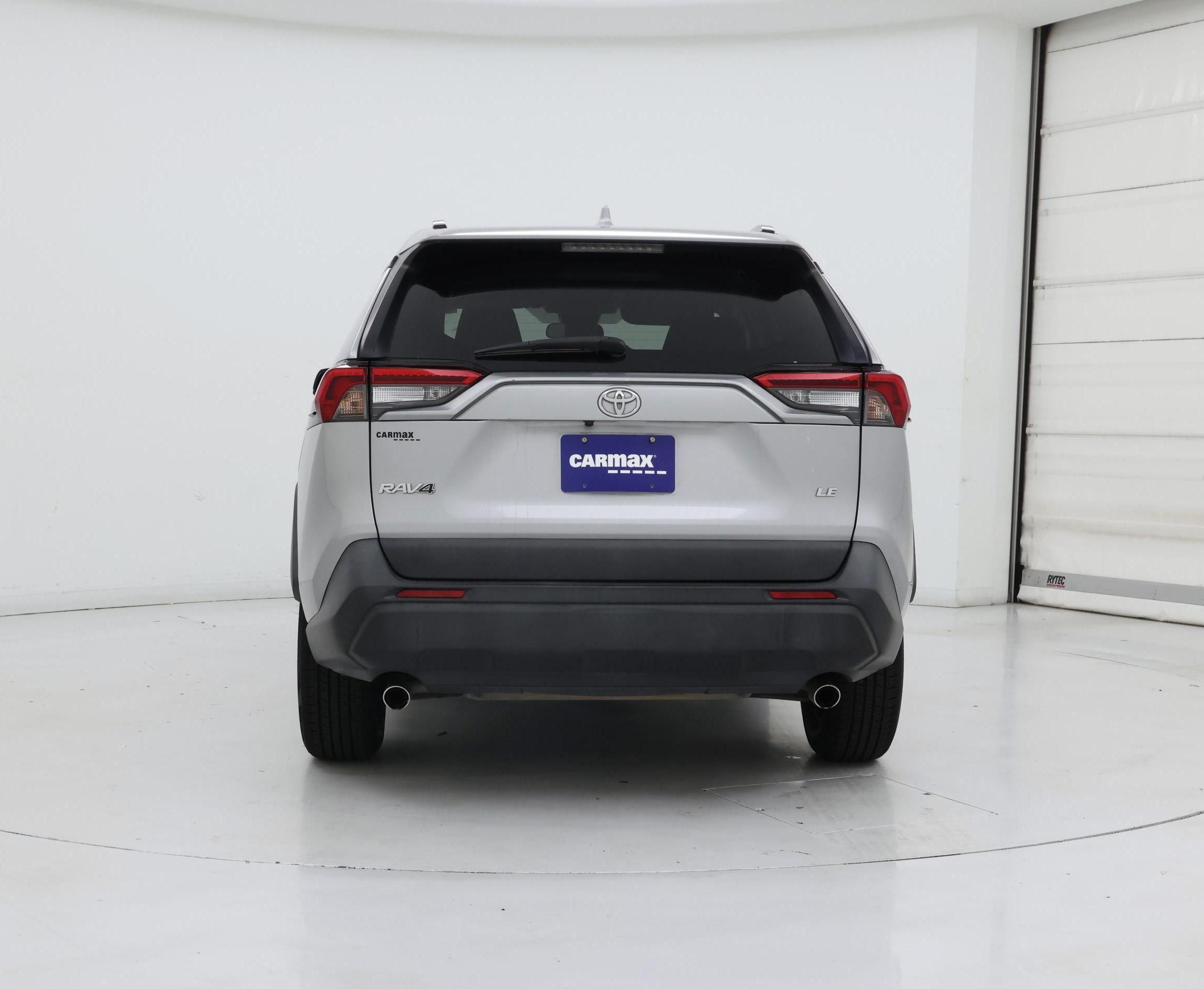 Thumbnail: 2019 Toyota RAV4 - 6