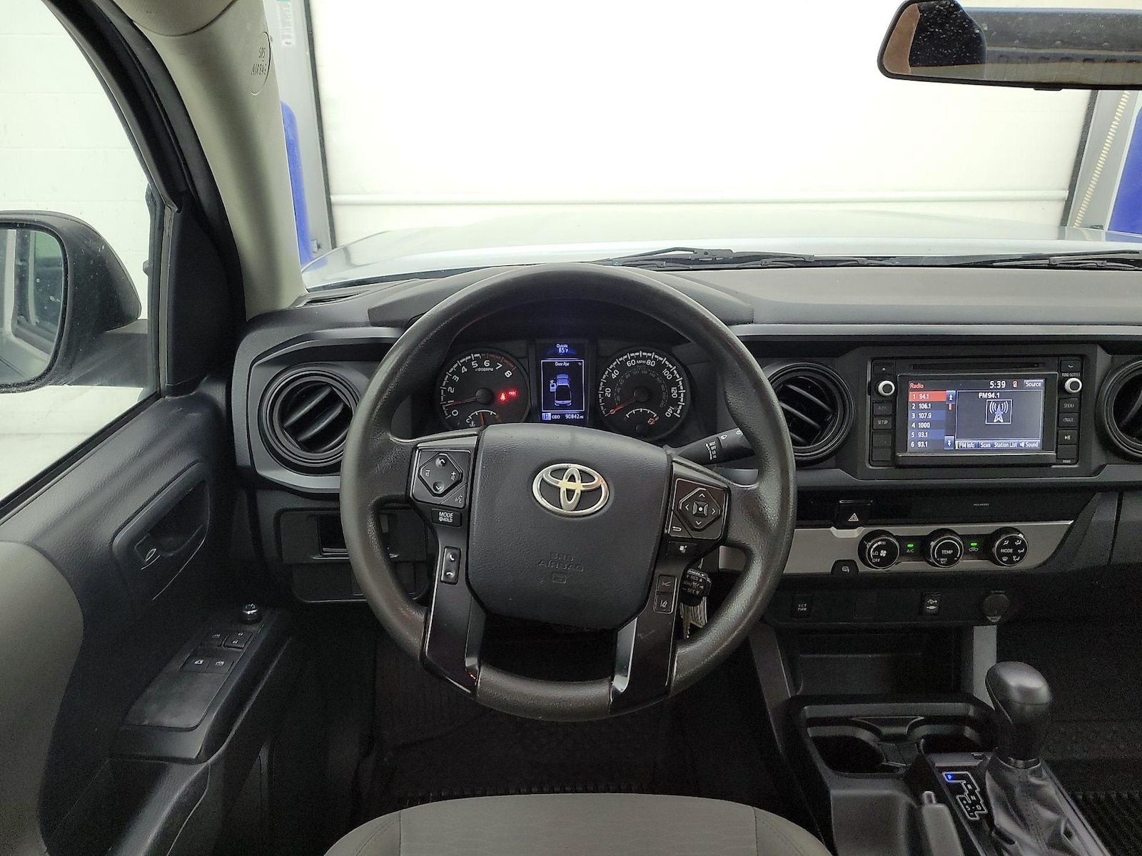 2018 Toyota Tacoma SR - Photo 11