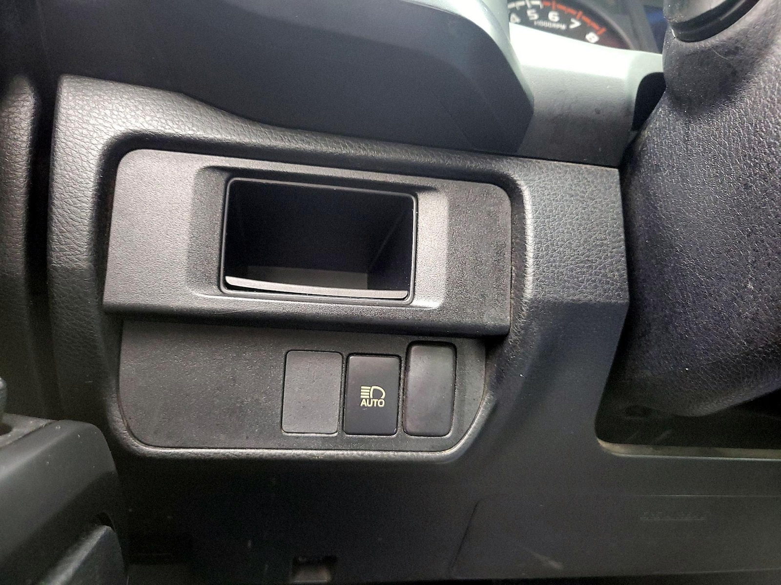 2018 Toyota Tacoma SR - Photo 14