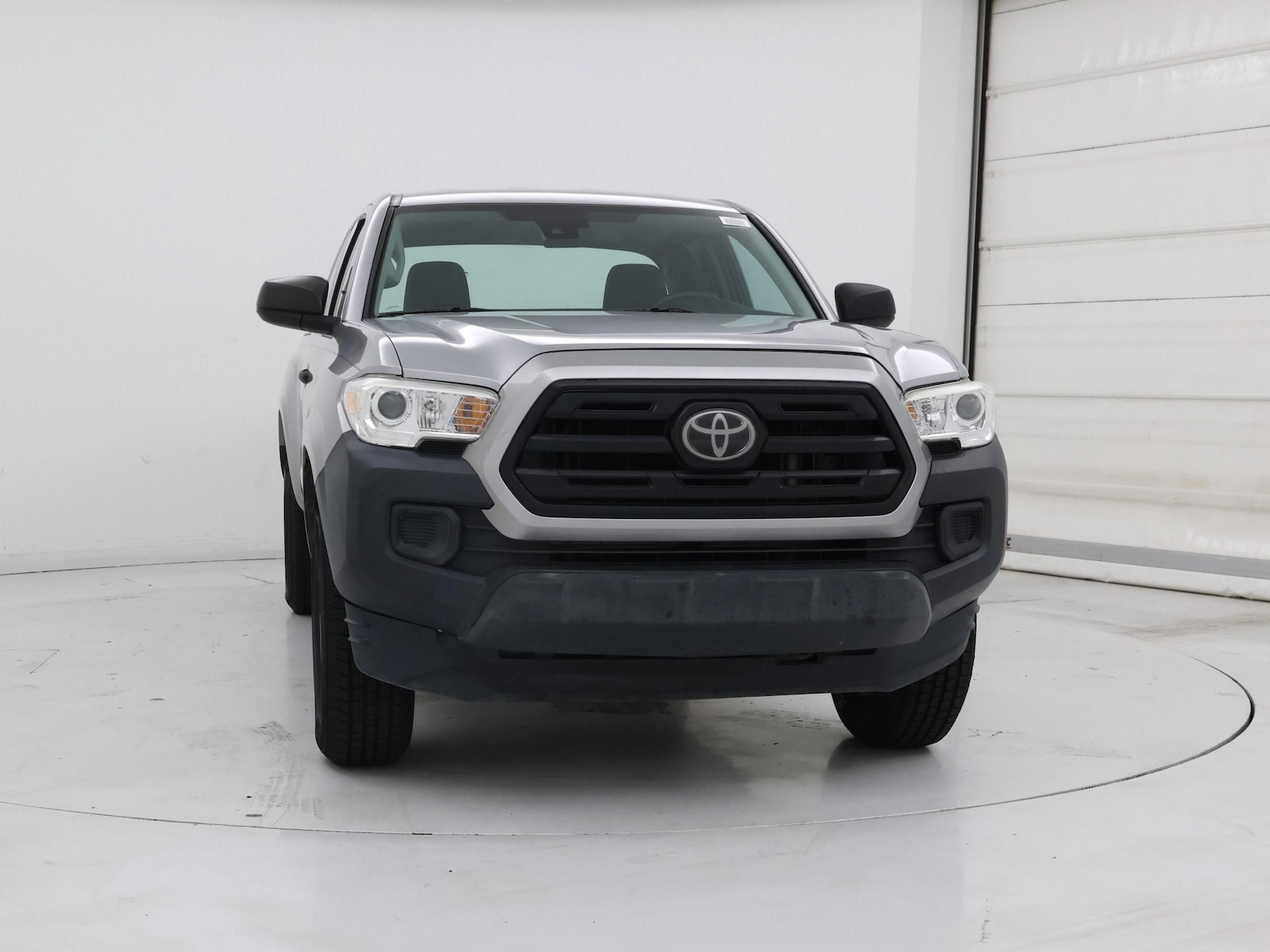 2018 Toyota Tacoma SR - Photo 6