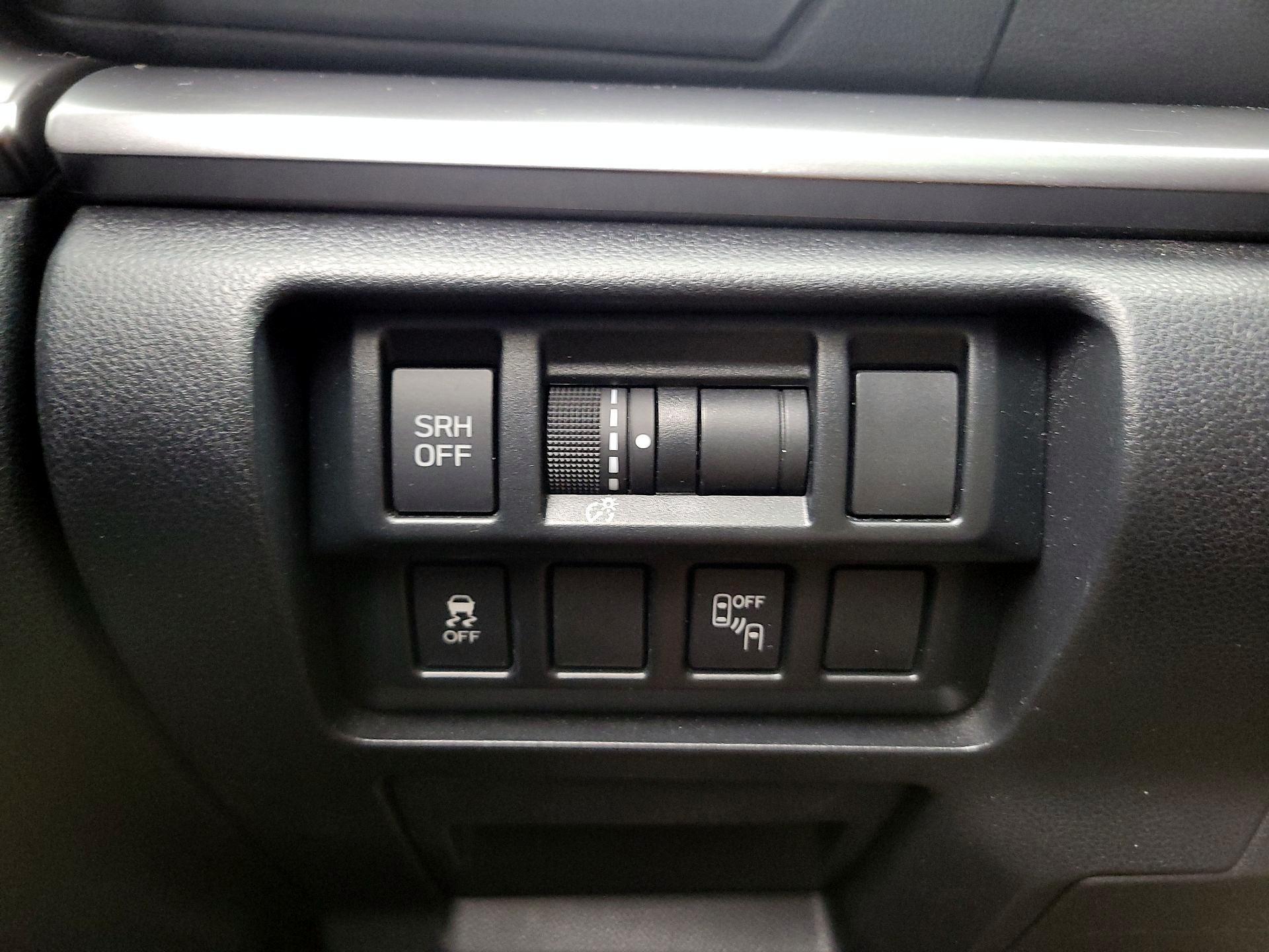 Thumbnail: 2018 Subaru Crosstrek - 13