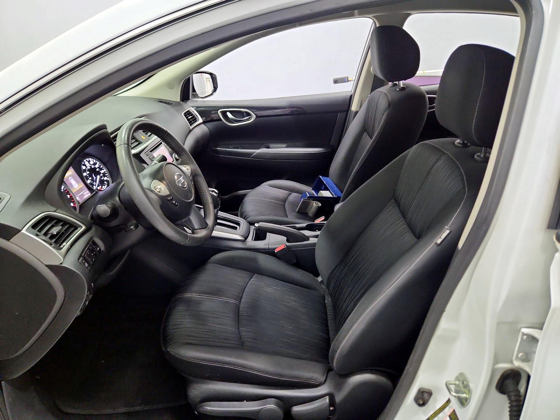 Thumbnail: 2017 Nissan Sentra - 11