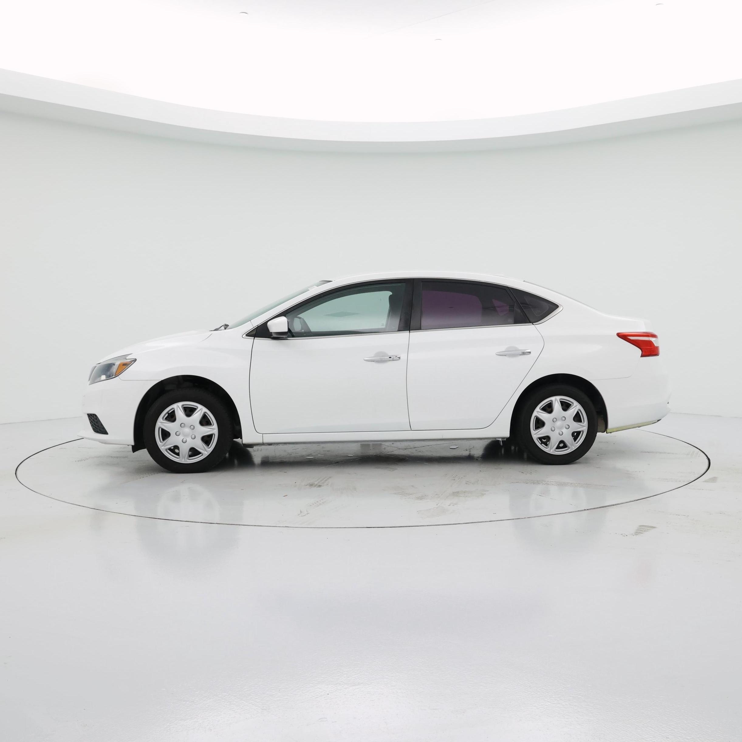 Thumbnail: 2017 Nissan Sentra - 3