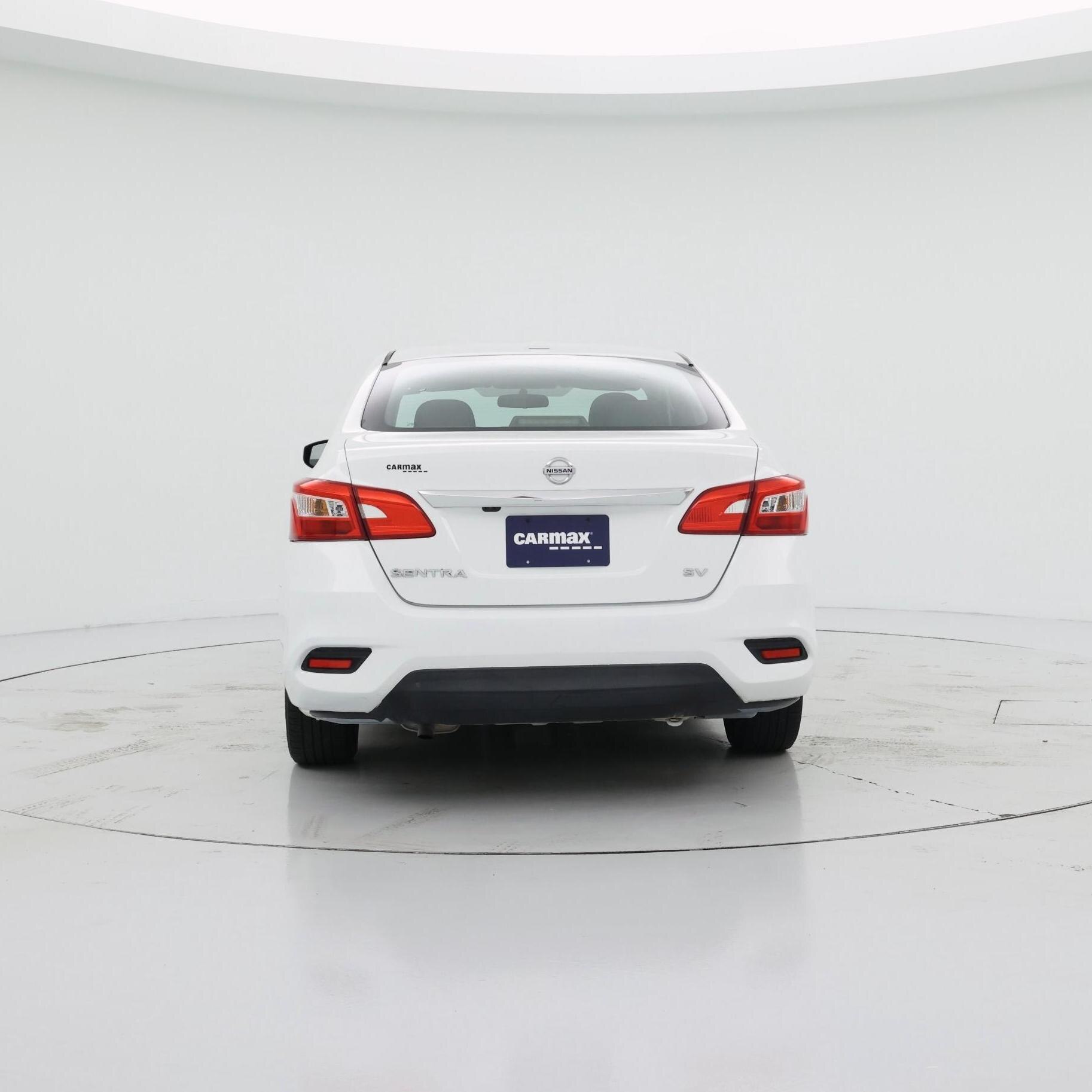 Thumbnail: 2017 Nissan Sentra - 6