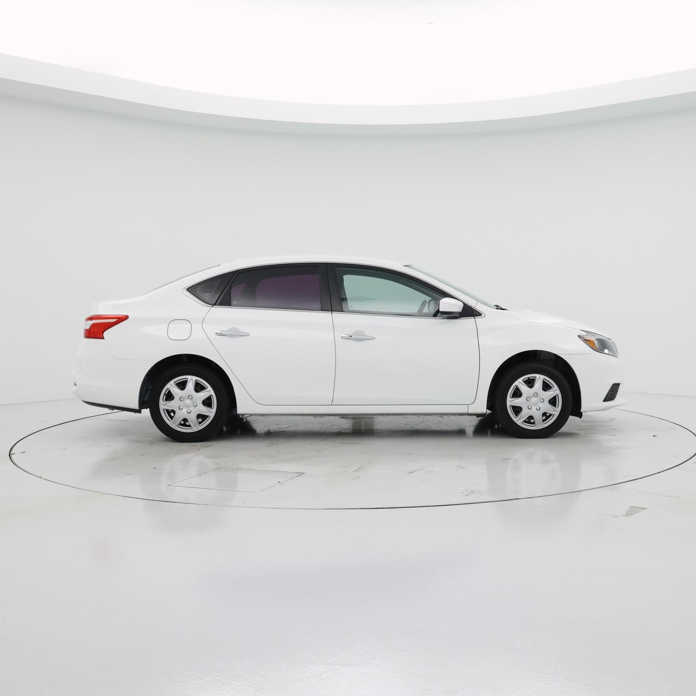 Thumbnail: 2017 Nissan Sentra - 7