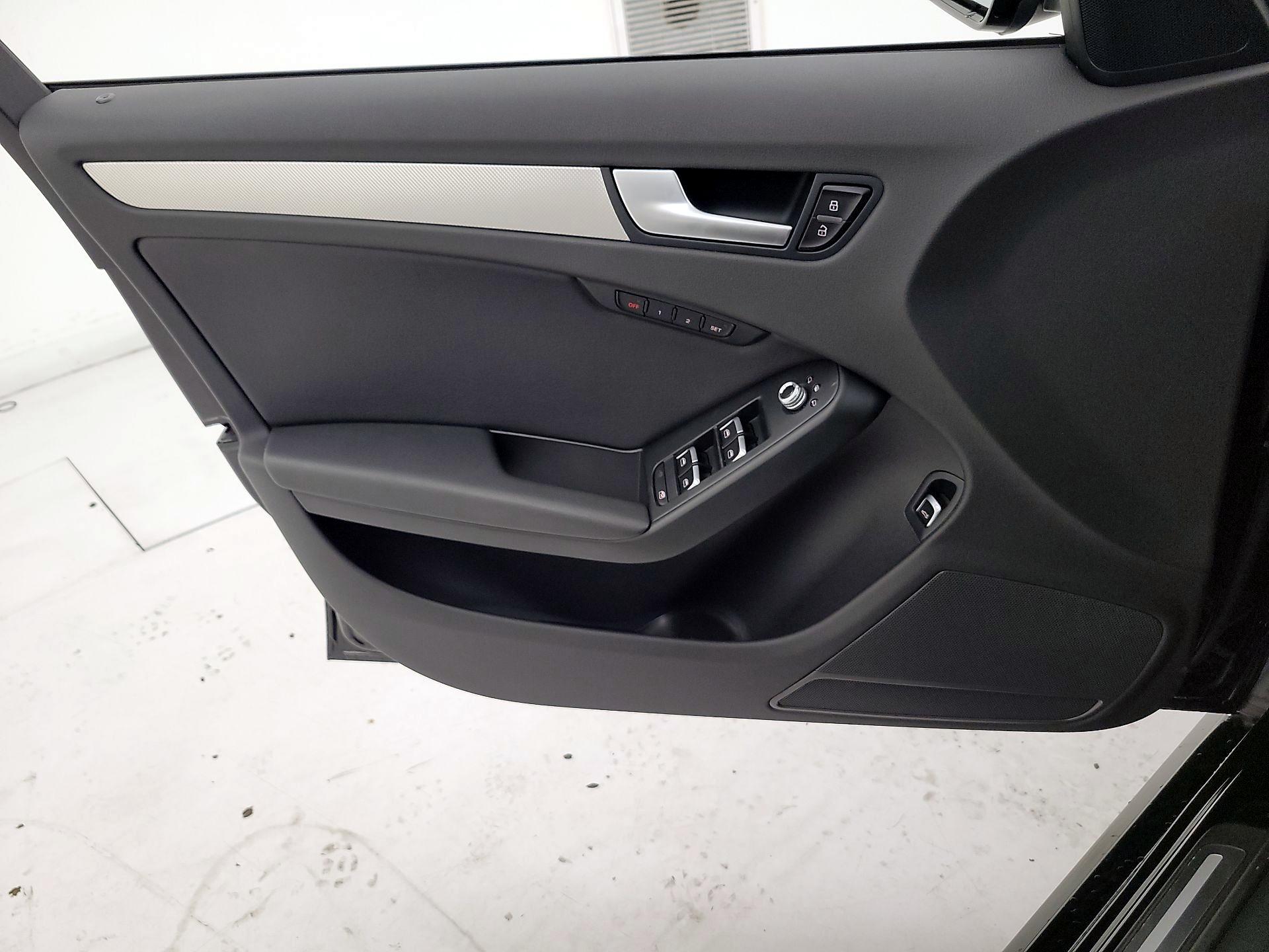 Thumbnail: 2015 Audi A4 - 12