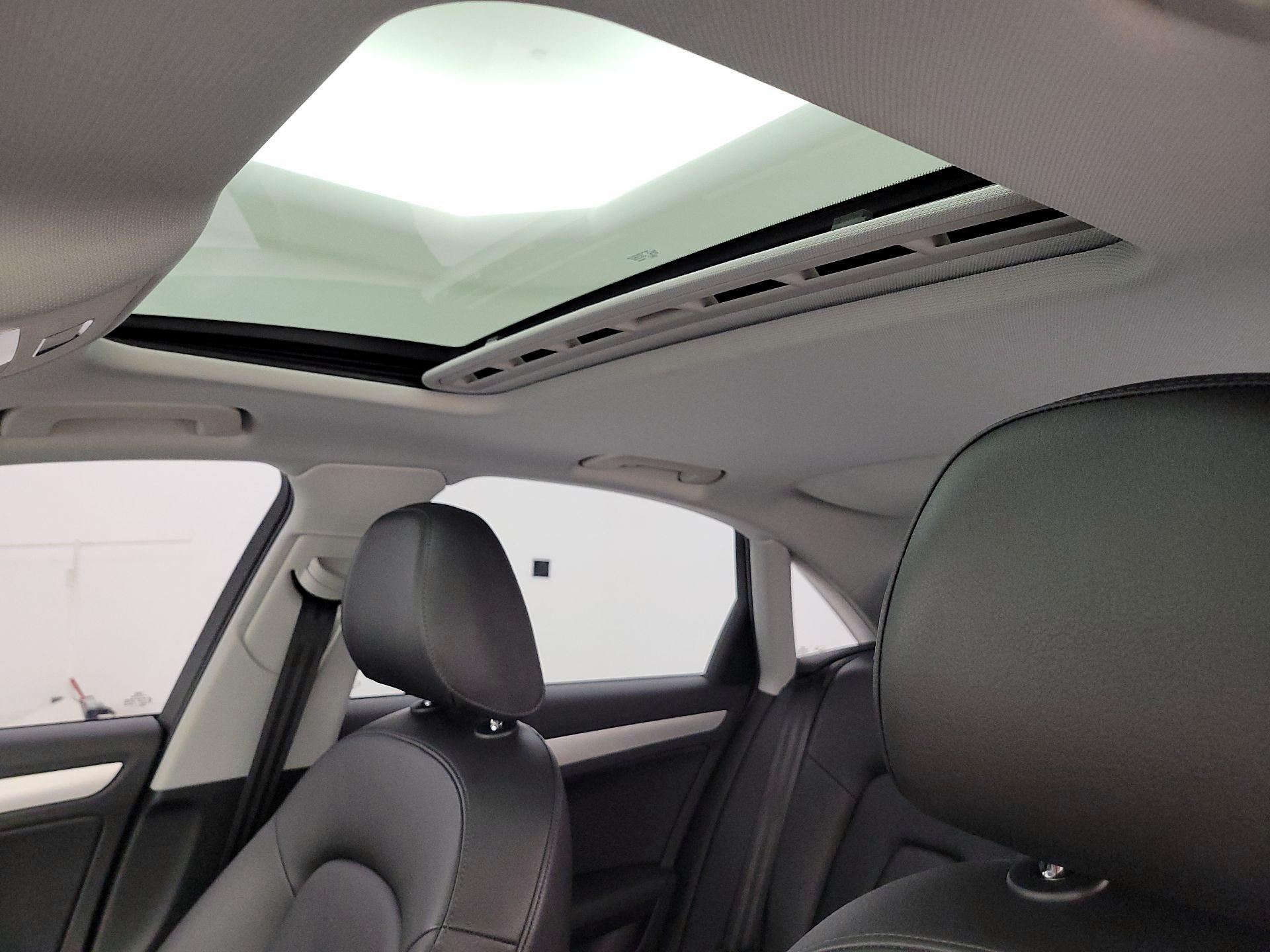 Thumbnail: 2015 Audi A4 - 19