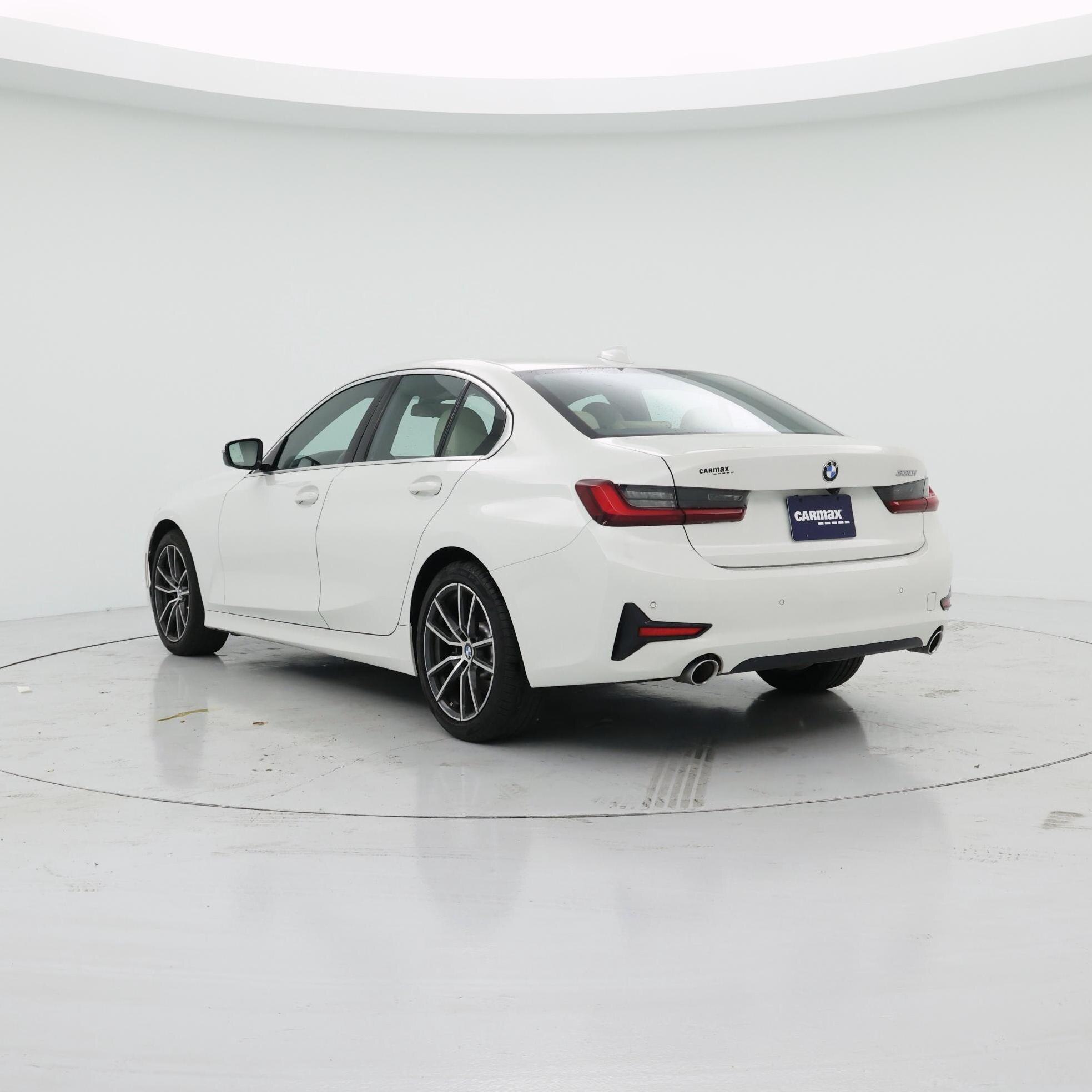 Thumbnail: 2022 BMW 3 Series - 2