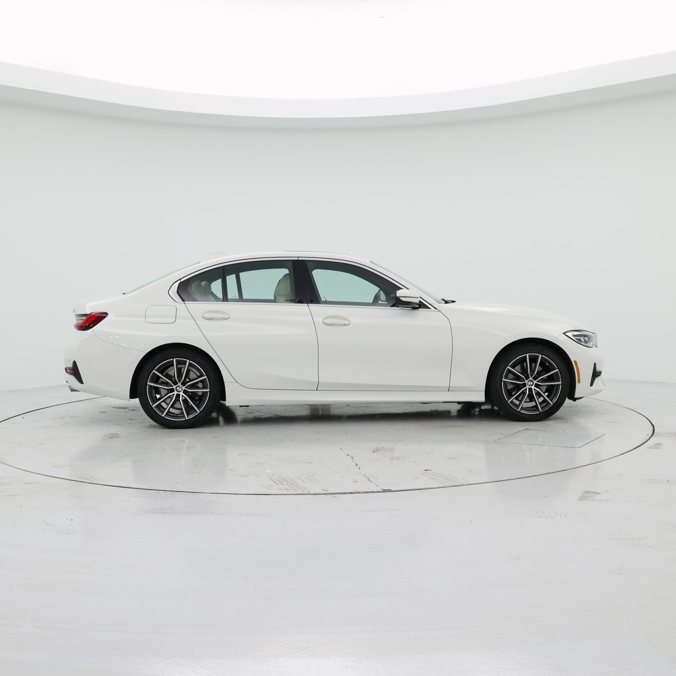 Thumbnail: 2022 BMW 3 Series - 7