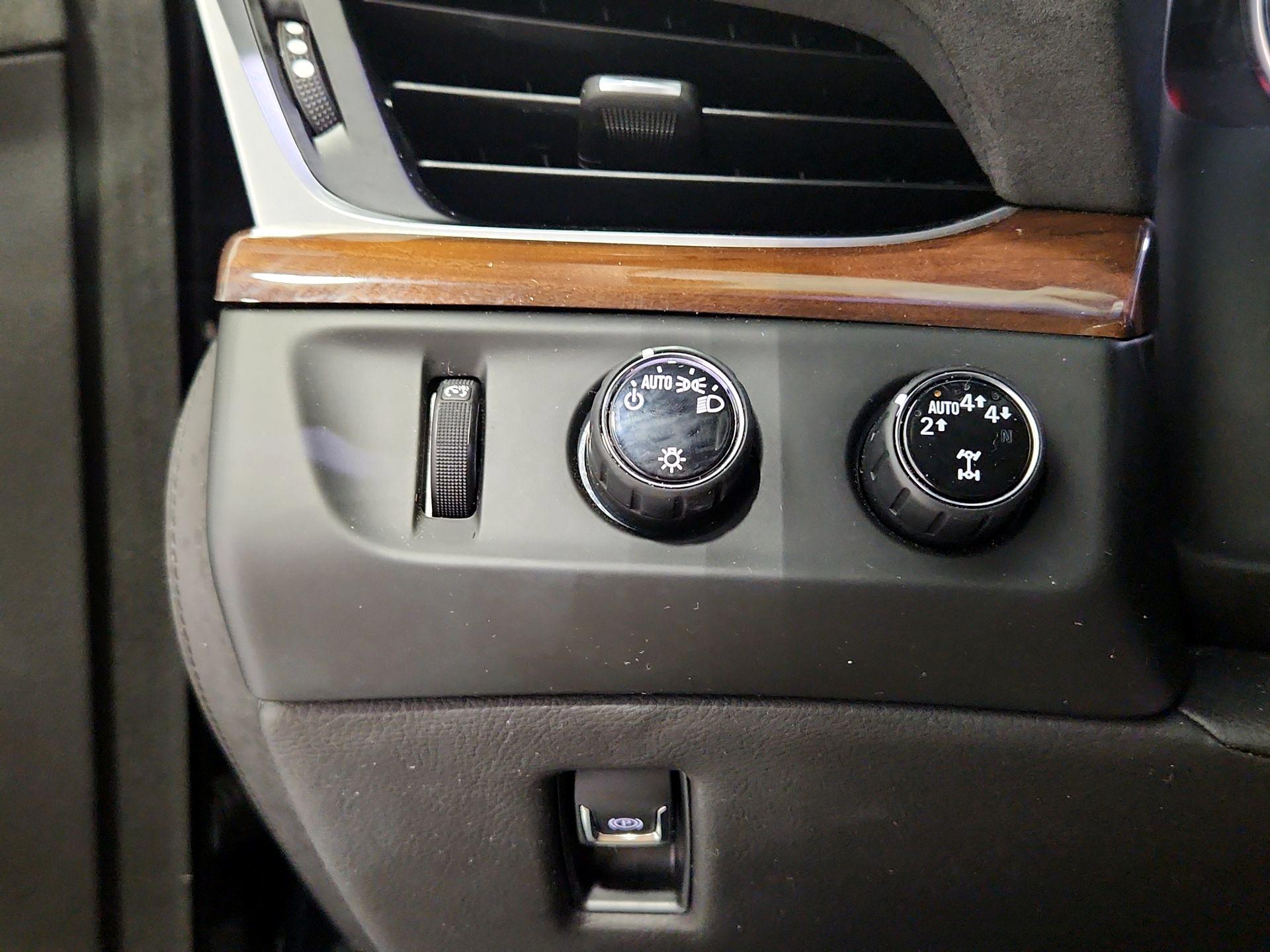 Thumbnail: 2019 Cadillac Escalade - 13