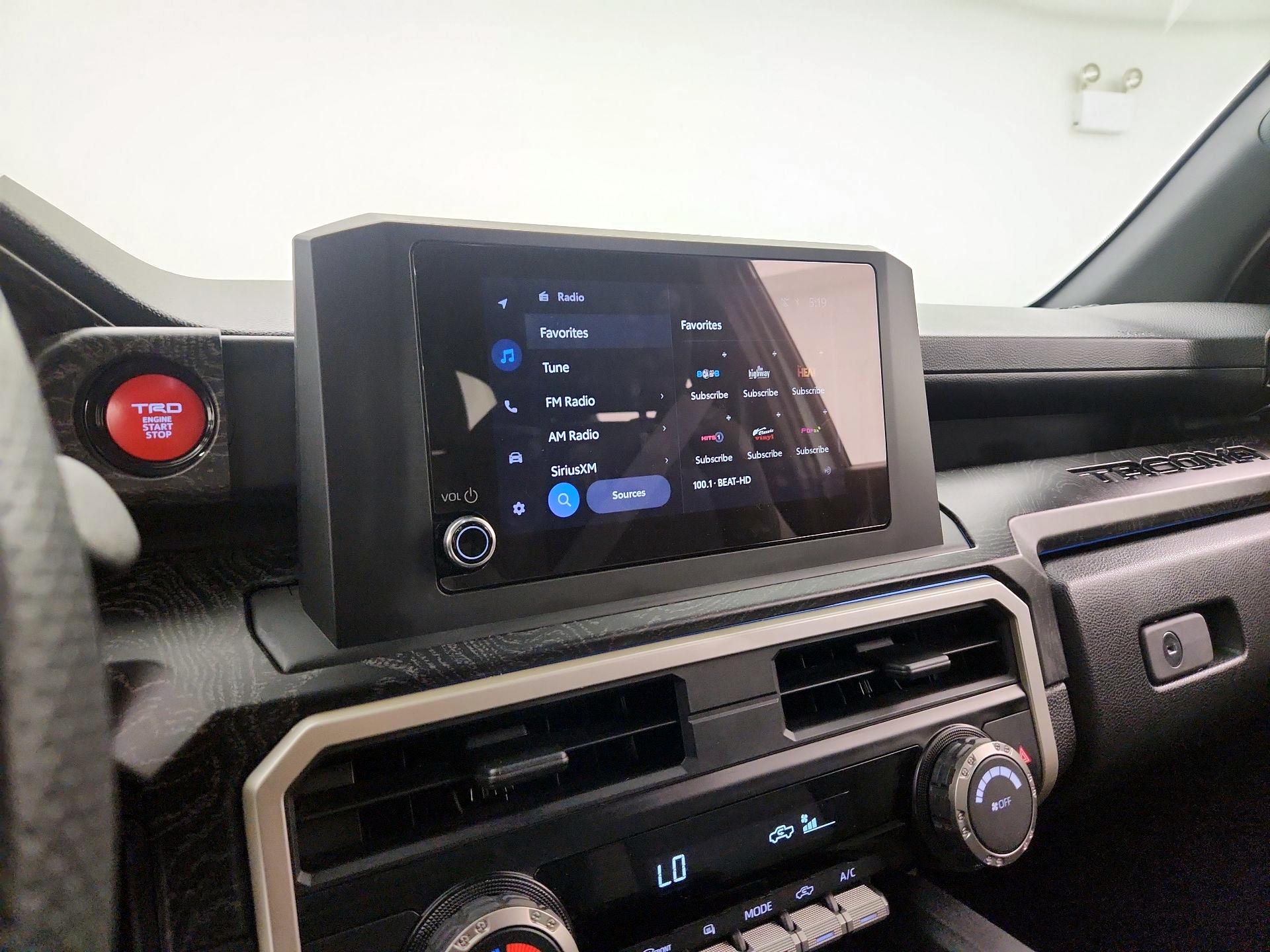 Thumbnail: 2024 Toyota Tacoma - 16