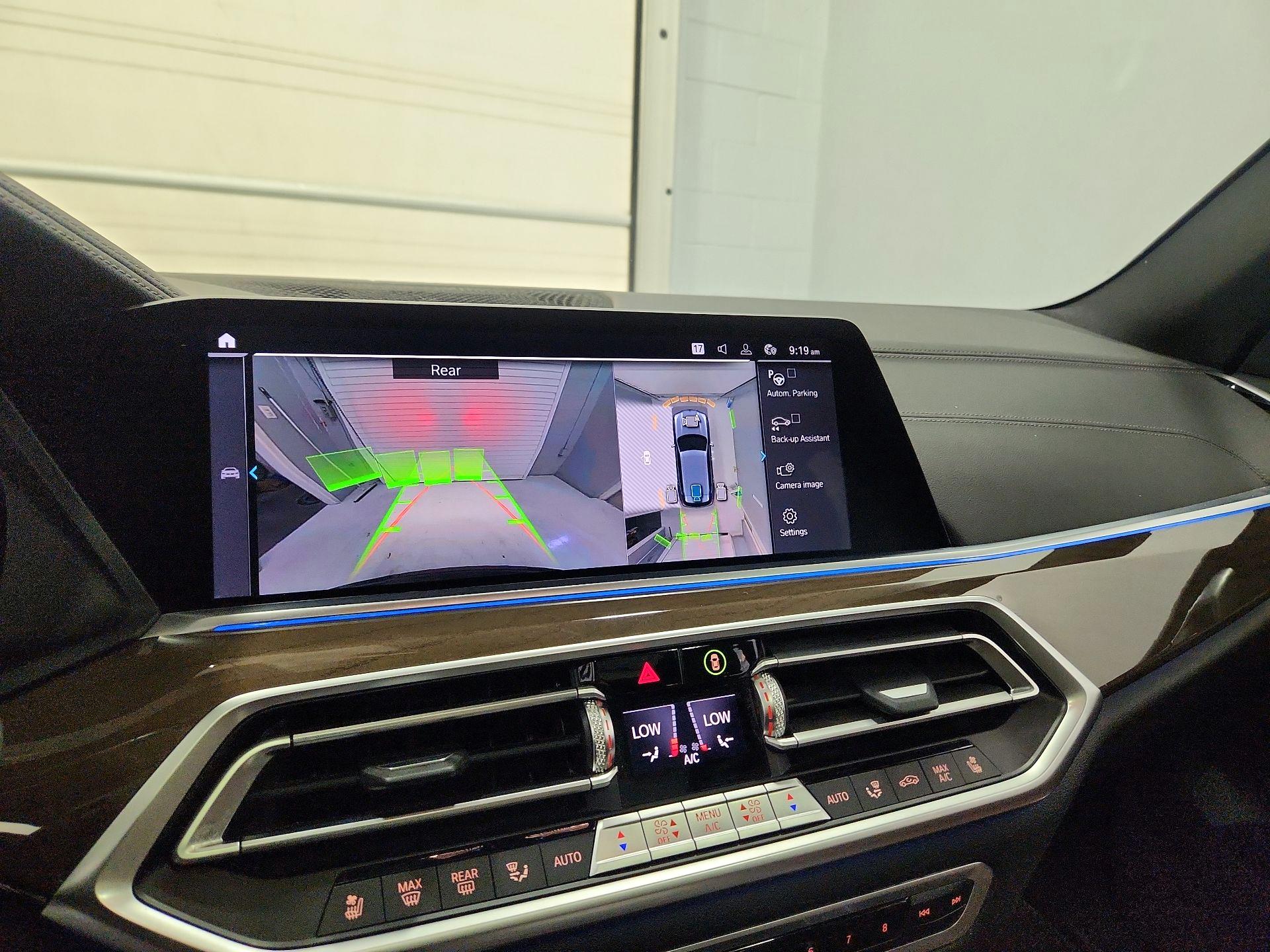 Thumbnail: 2021 BMW X5 - 15