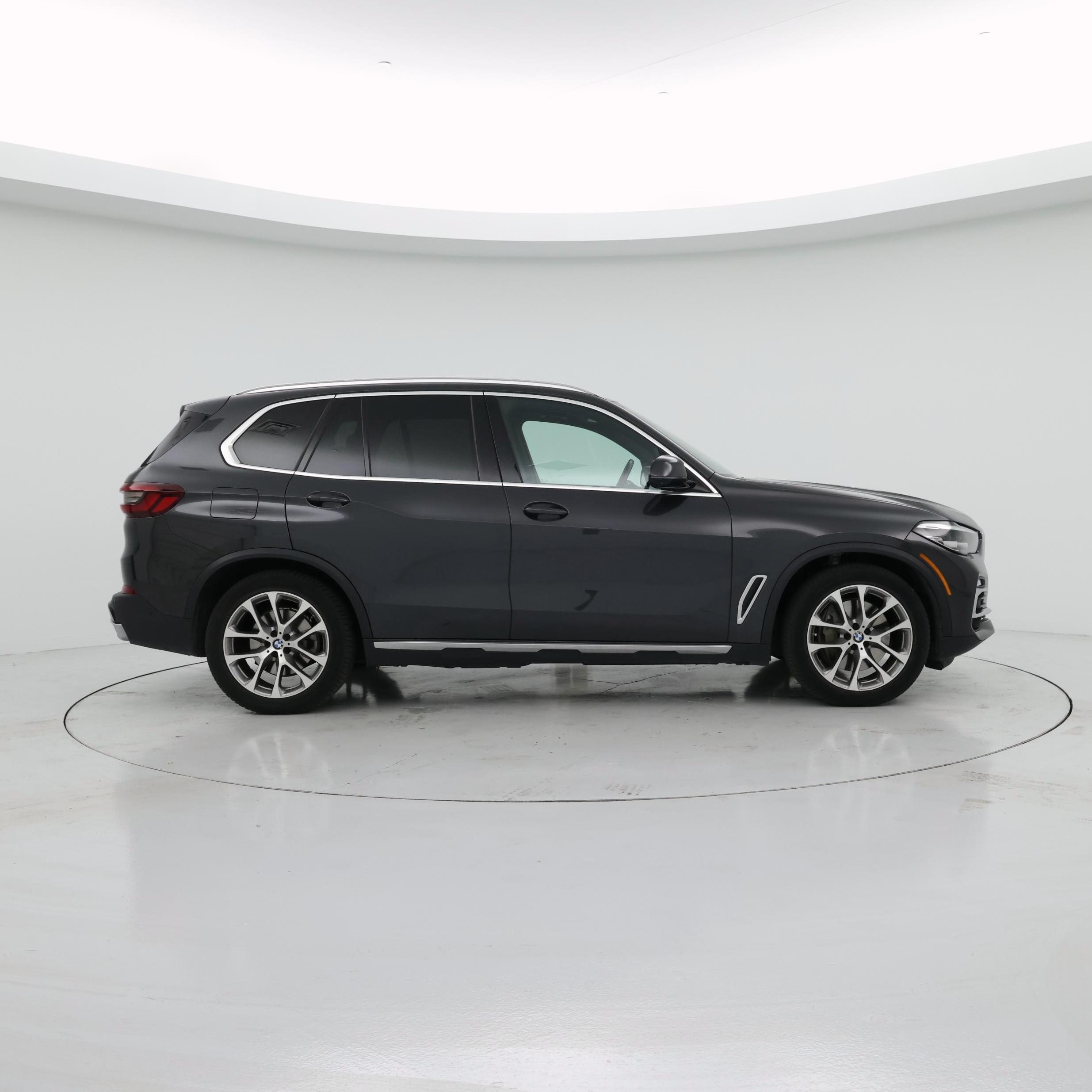 Thumbnail: 2021 BMW X5 - 7