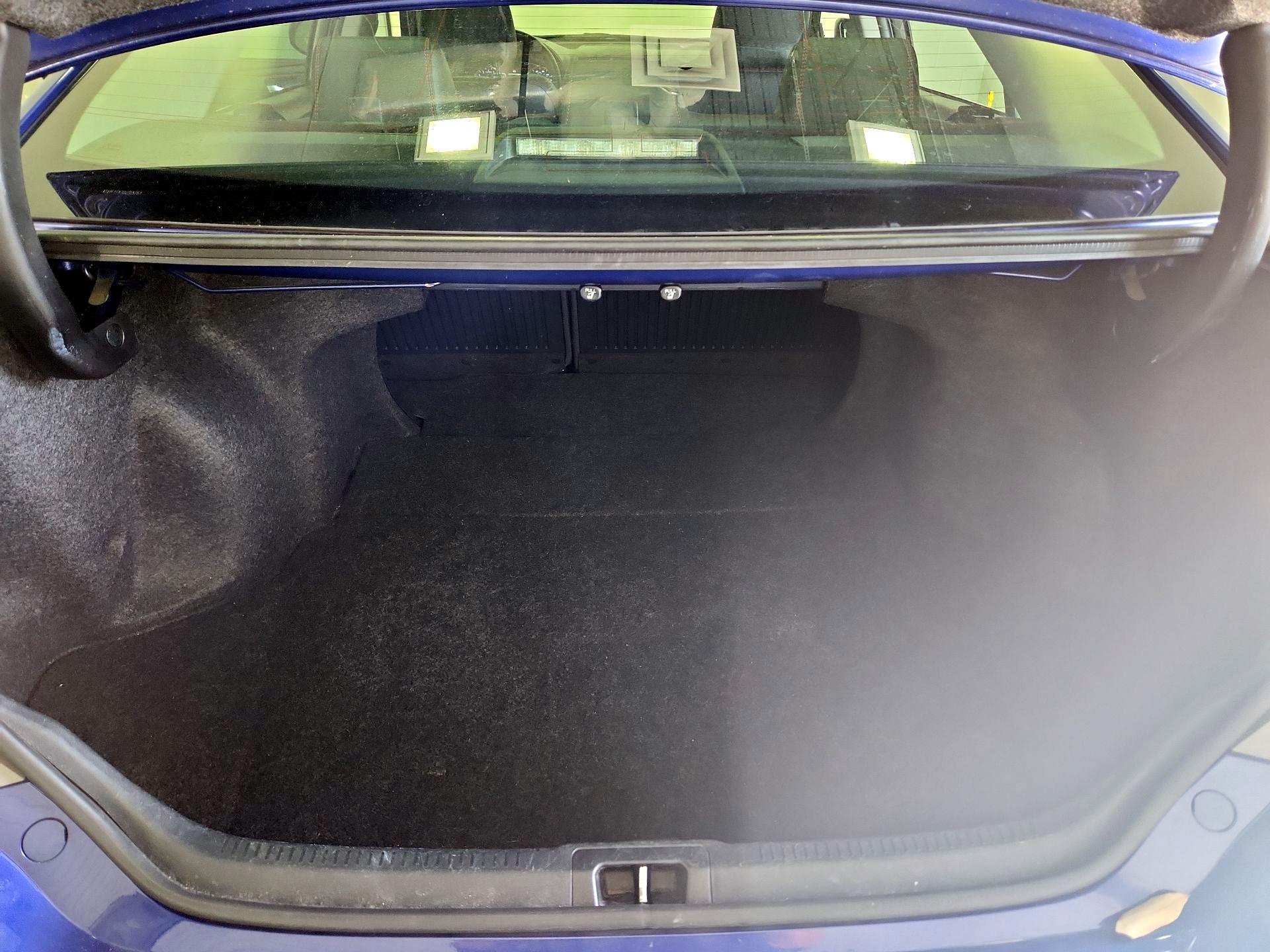 Thumbnail: 2016 Toyota Camry - 20