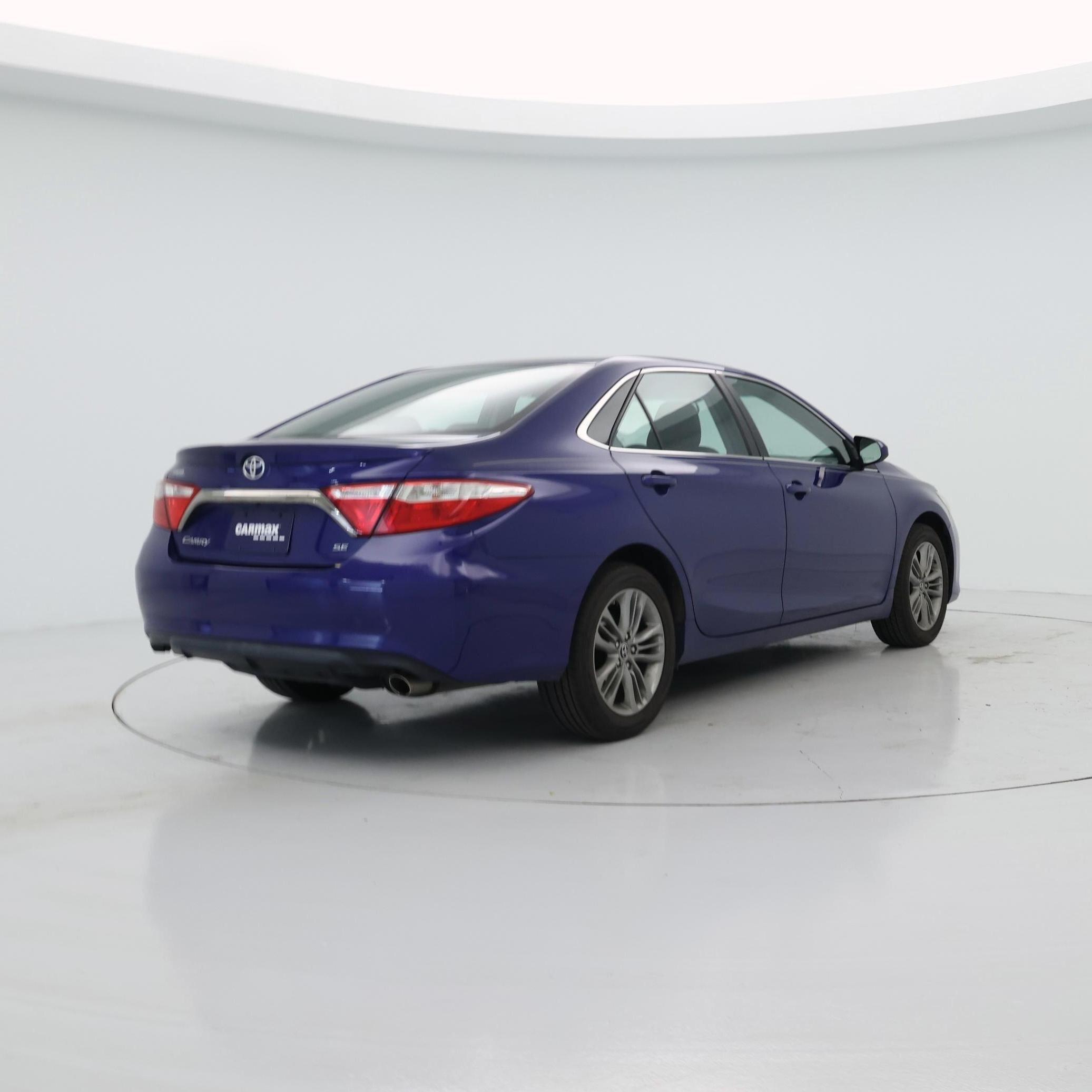 Thumbnail: 2016 Toyota Camry - 8