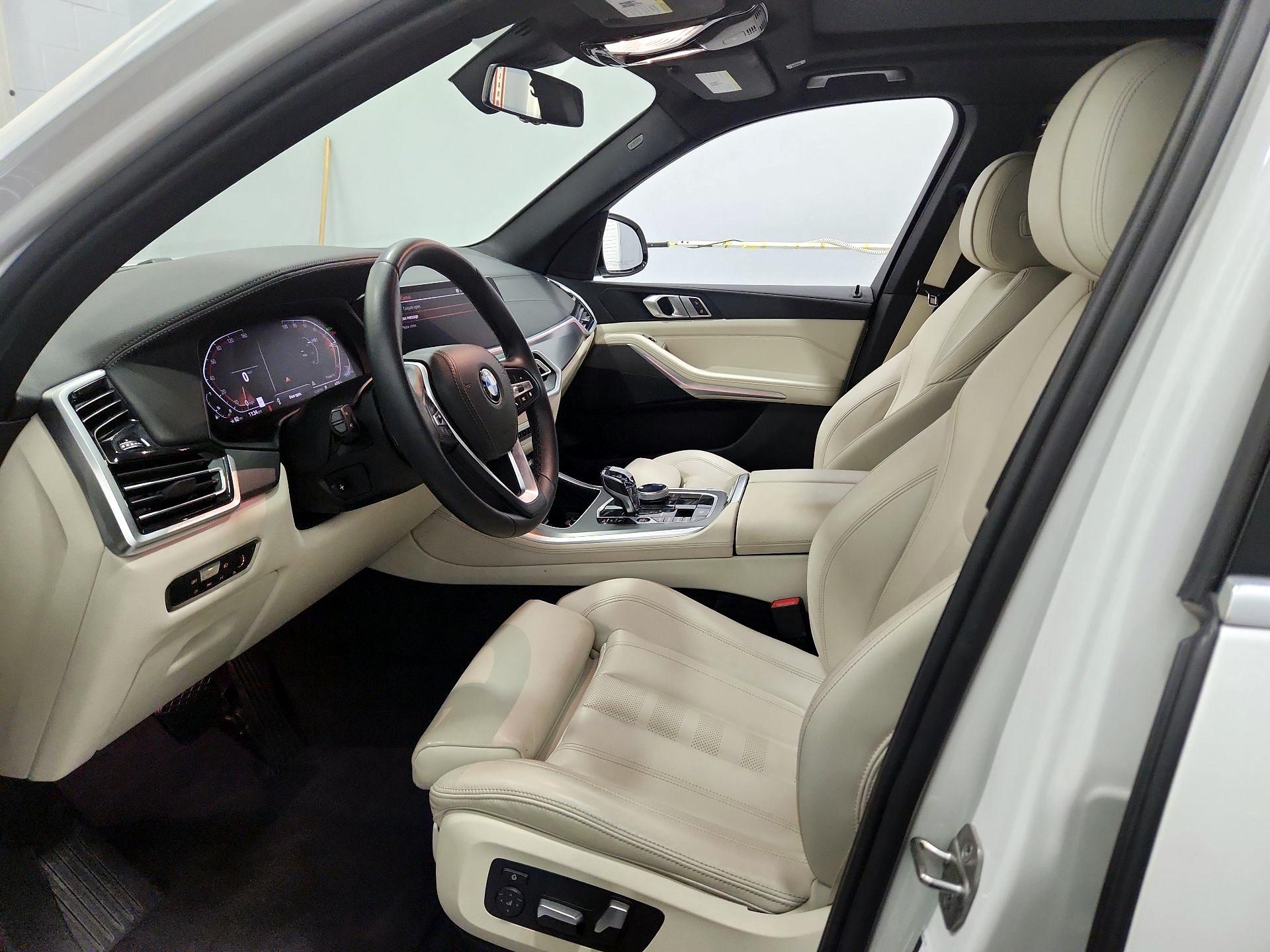 Thumbnail: 2022 BMW X5 - 11