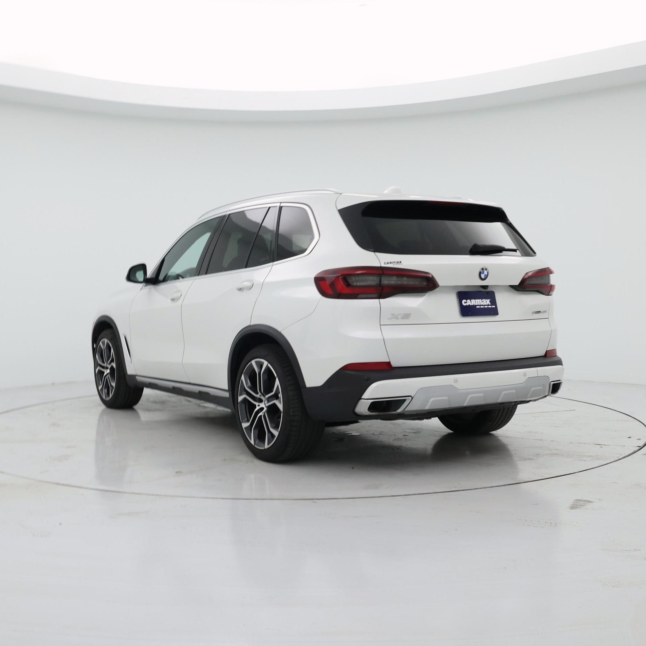 Thumbnail: 2022 BMW X5 - 2