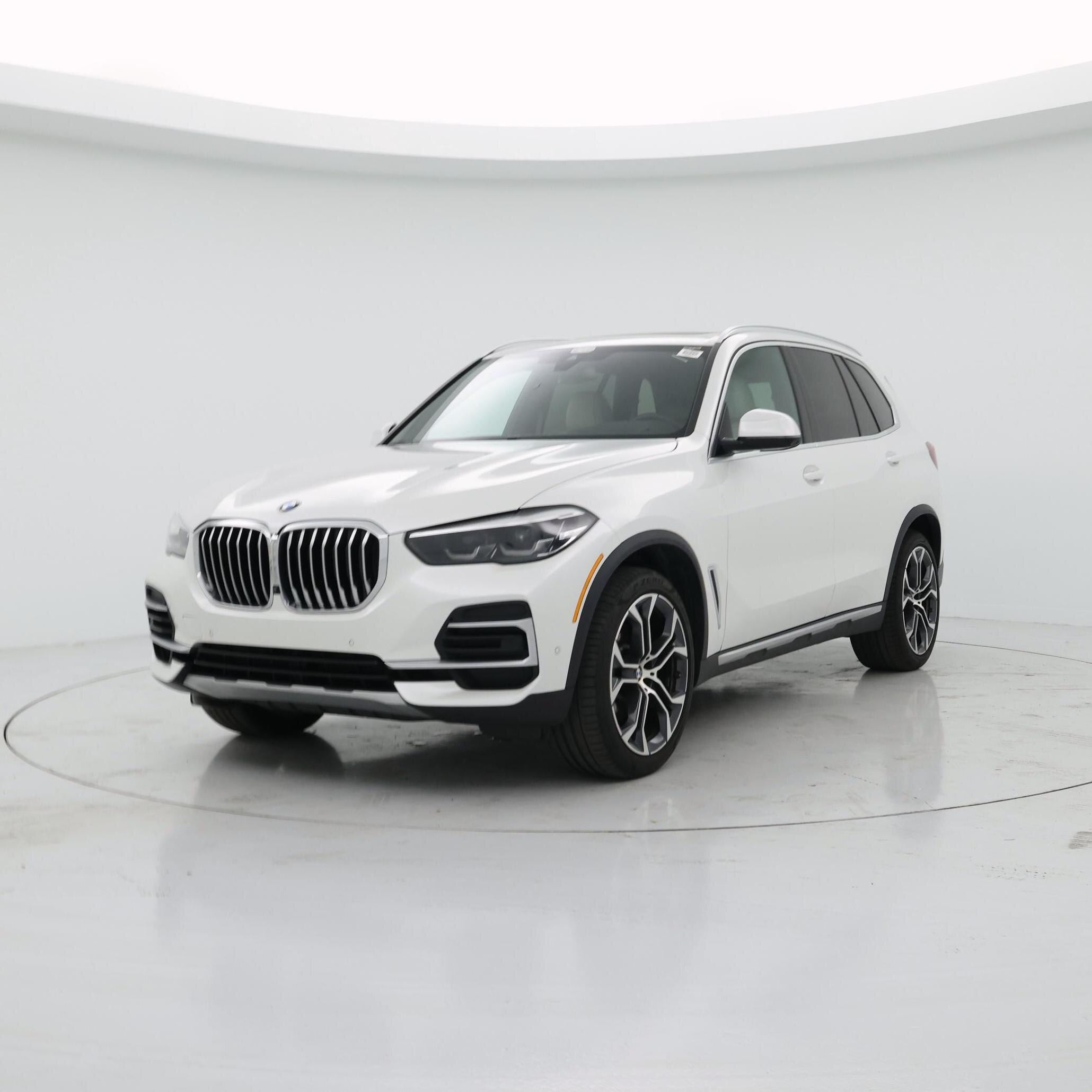 Thumbnail: 2022 BMW X5 - 4