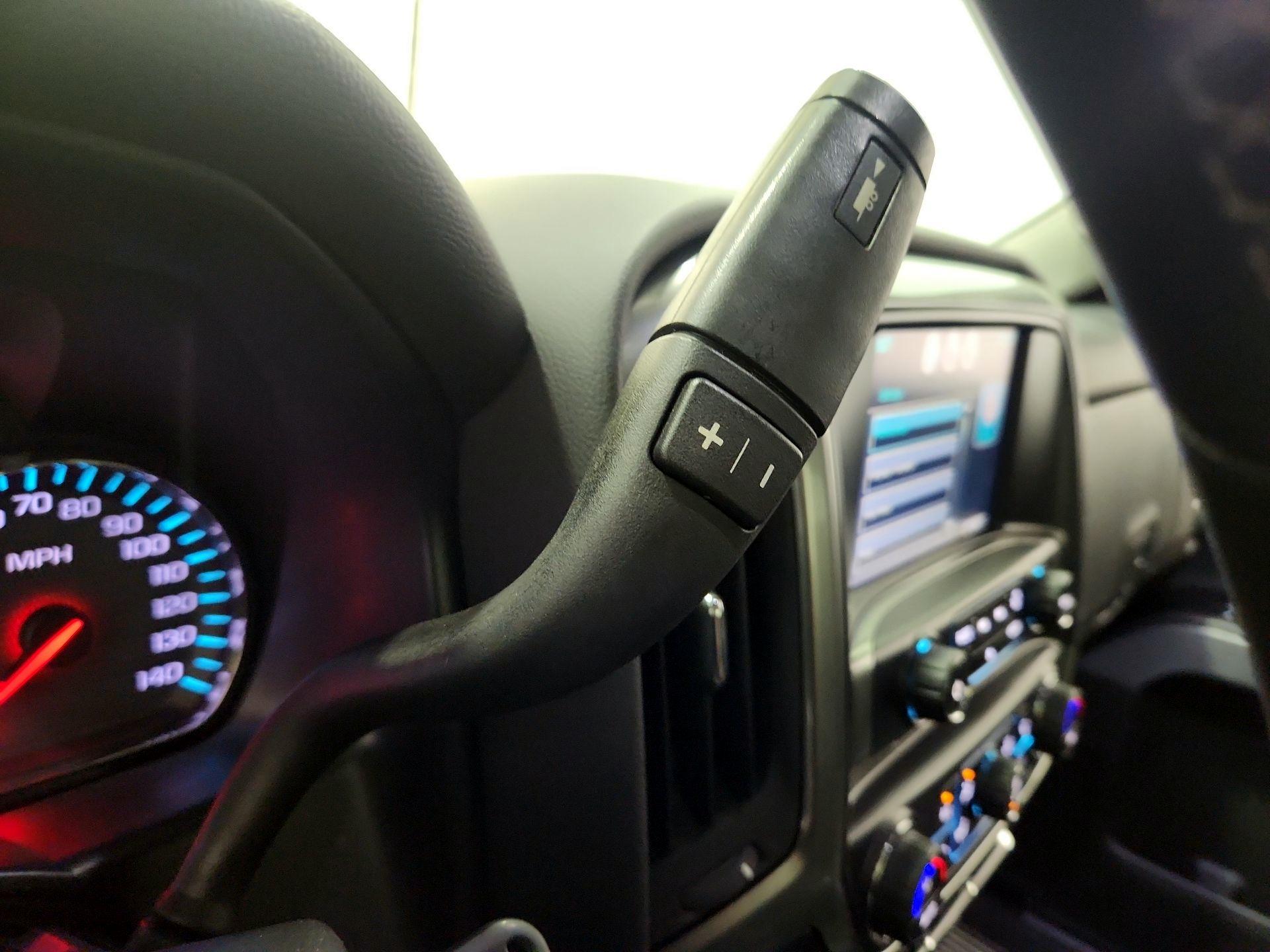 Thumbnail: 2015 Chevrolet Silverado 1500 - 17