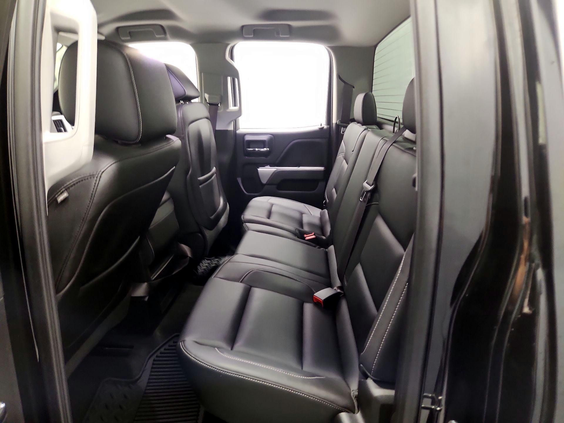 Thumbnail: 2015 Chevrolet Silverado 1500 - 19