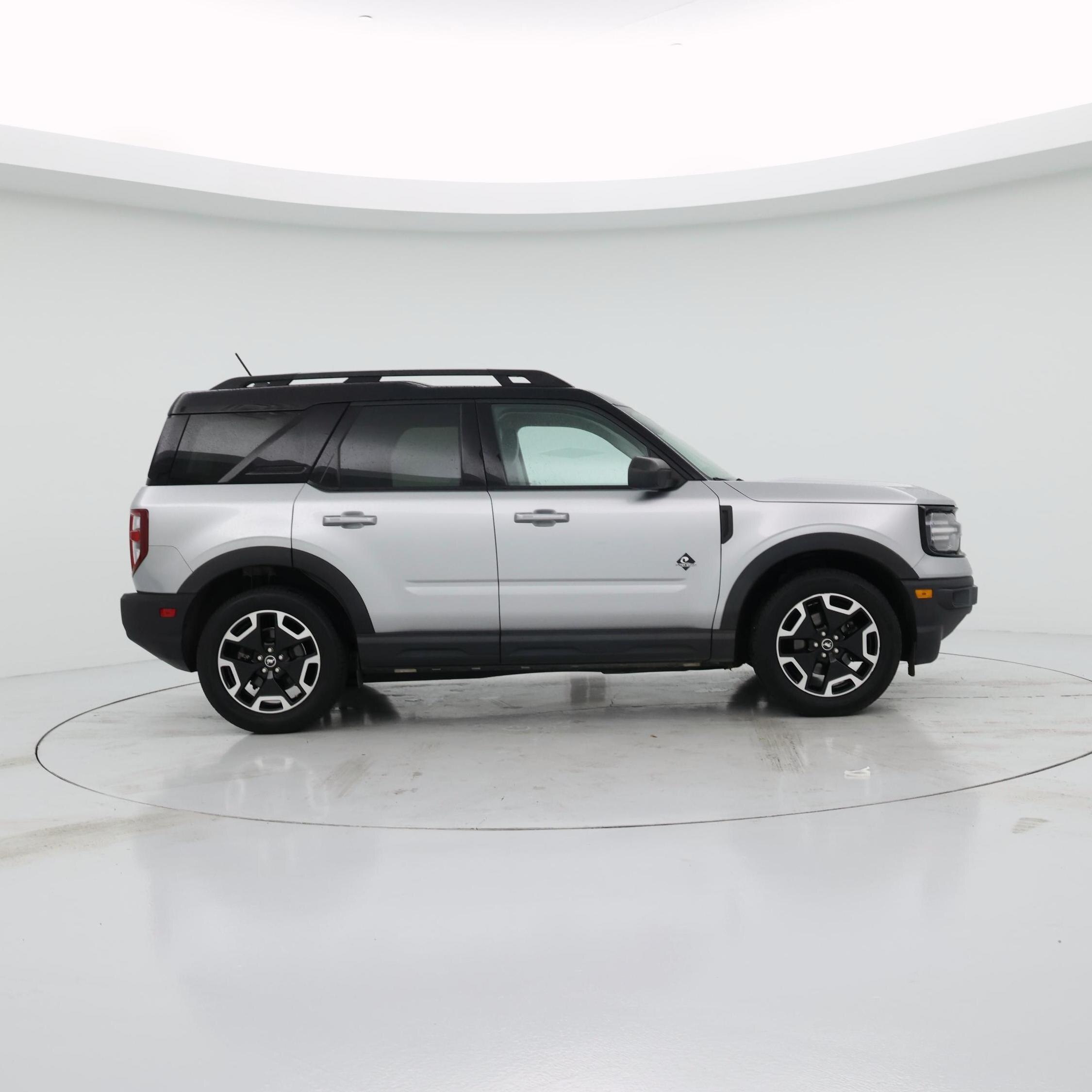 Thumbnail: 2022 Ford Bronco Sport - 7